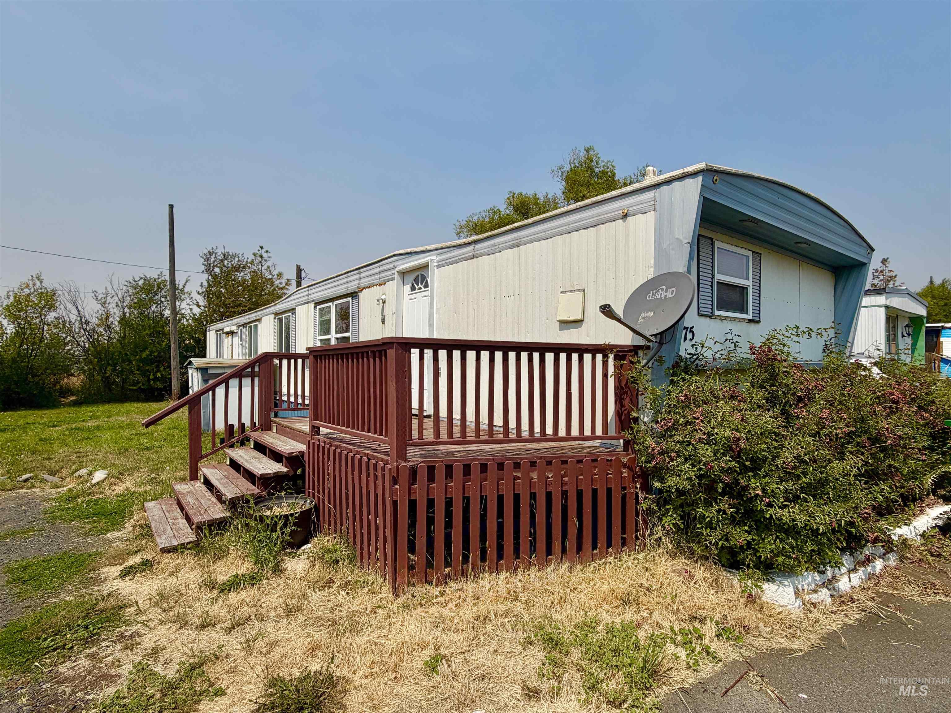 603 W Palouse River Dr. Property Photo 1
