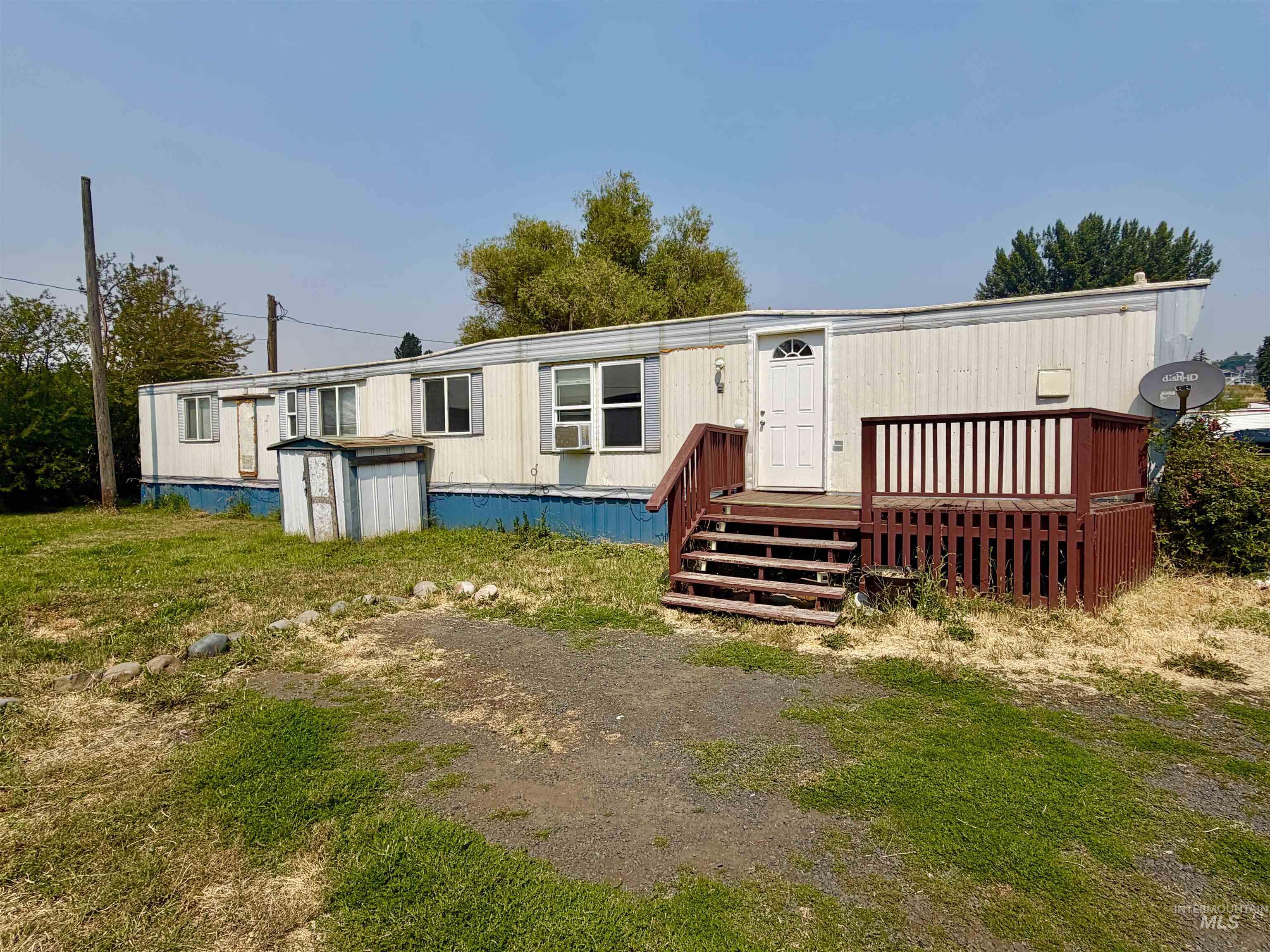 603 W Palouse River Dr. Property Photo 2