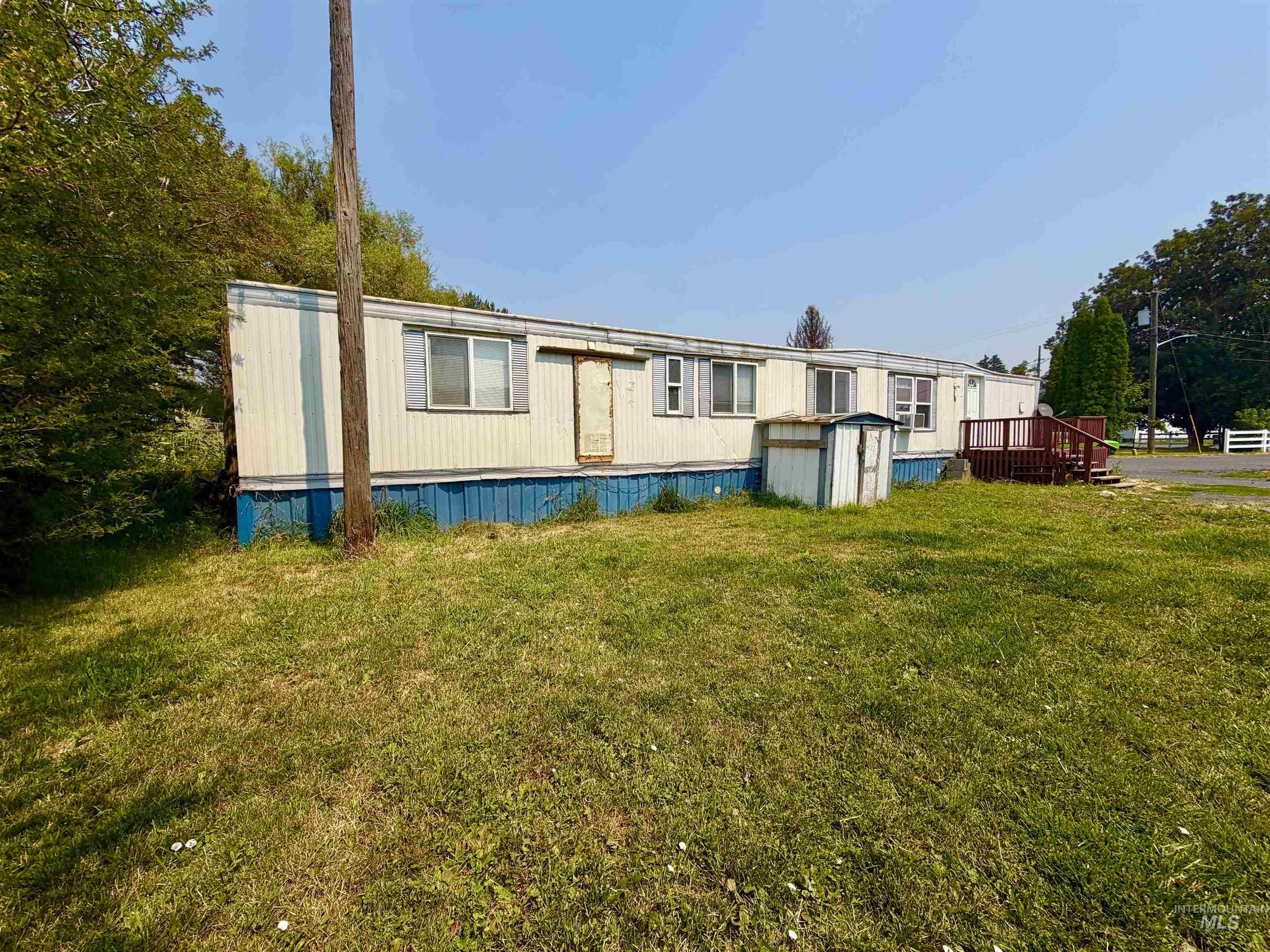 603 W Palouse River Dr. Property Photo 3