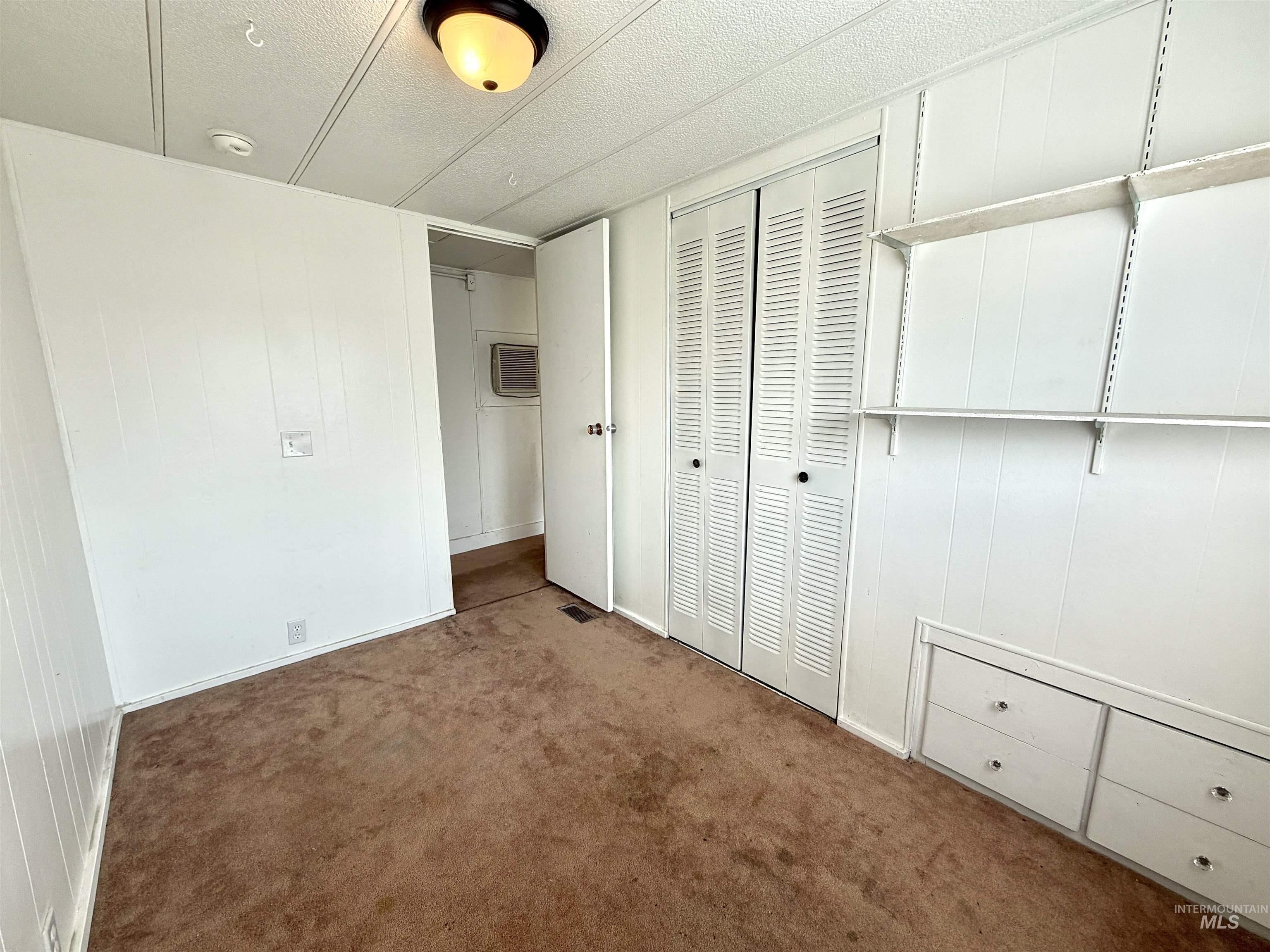 603 W Palouse River Dr. Property Photo 11