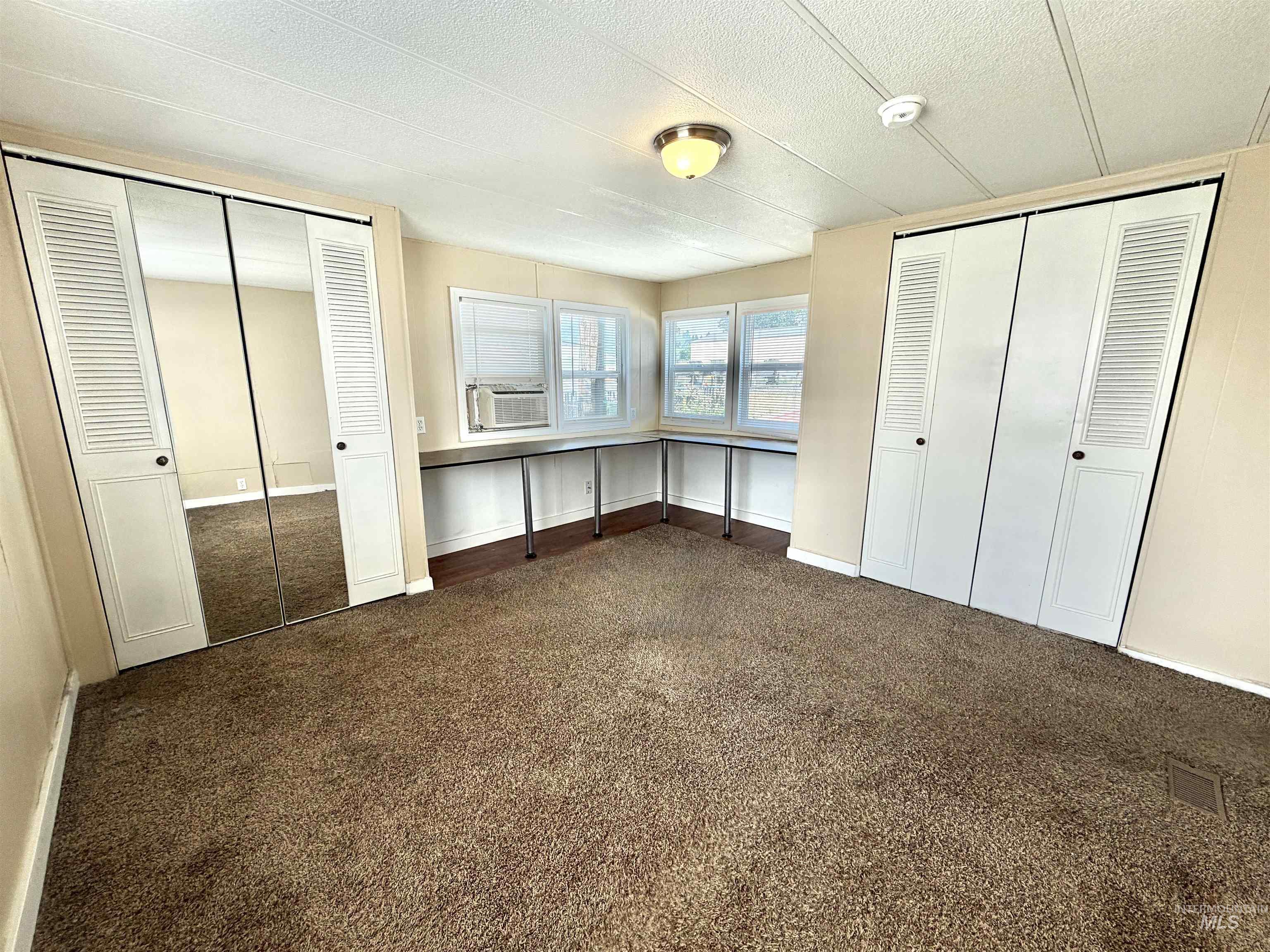 603 W Palouse River Dr. Property Photo 13