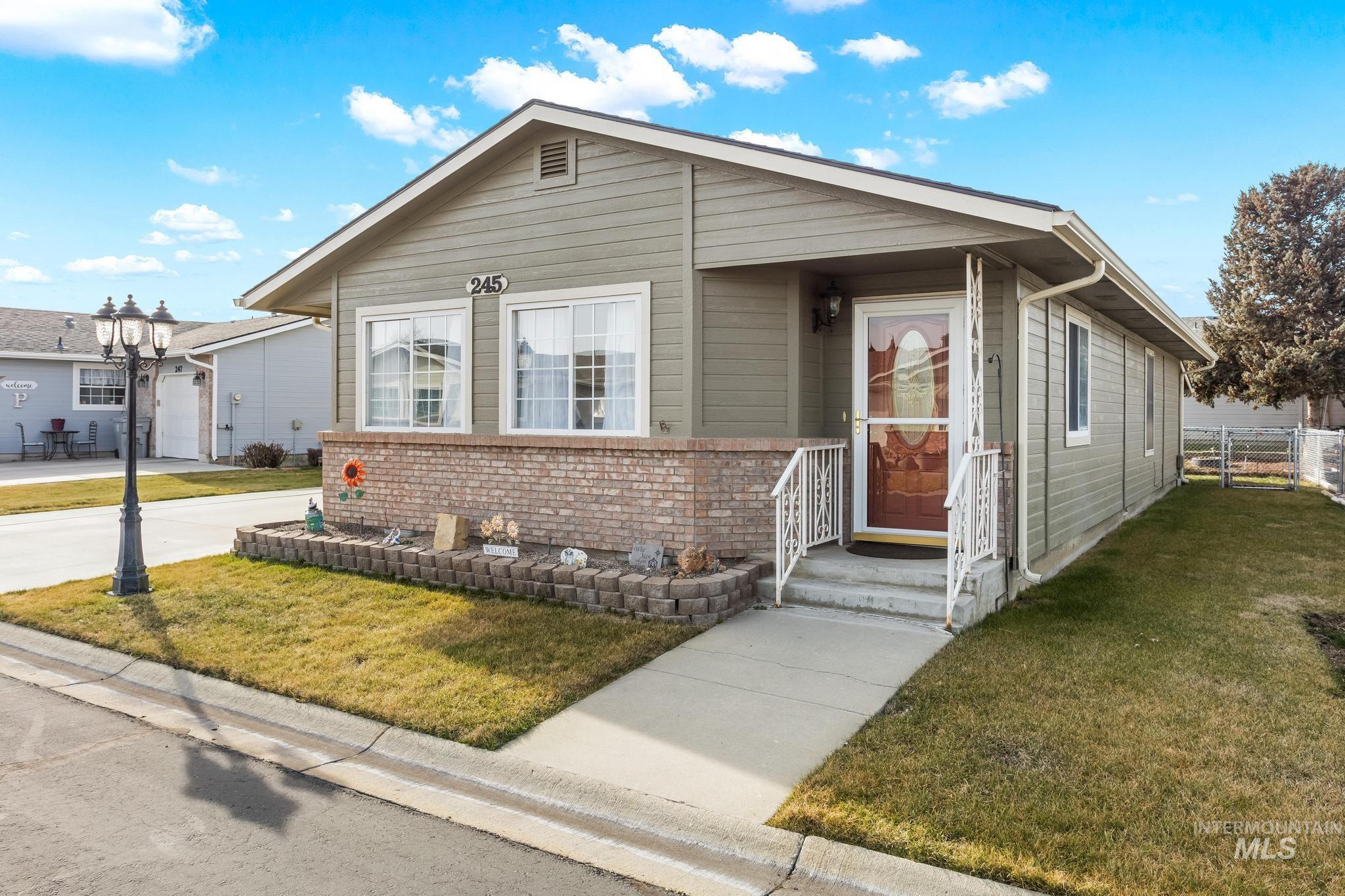 1100 Burnett Dr 245 A Property Photo 1