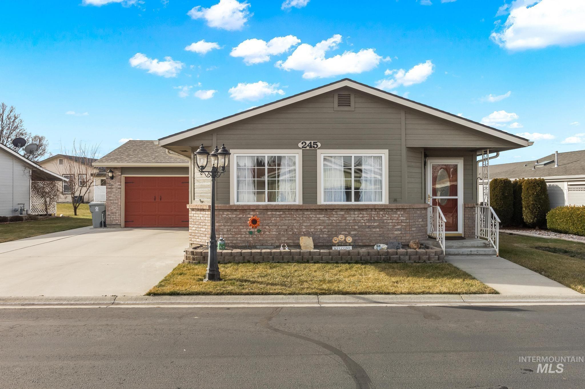 1100 Burnett Dr 245 A Property Photo 2