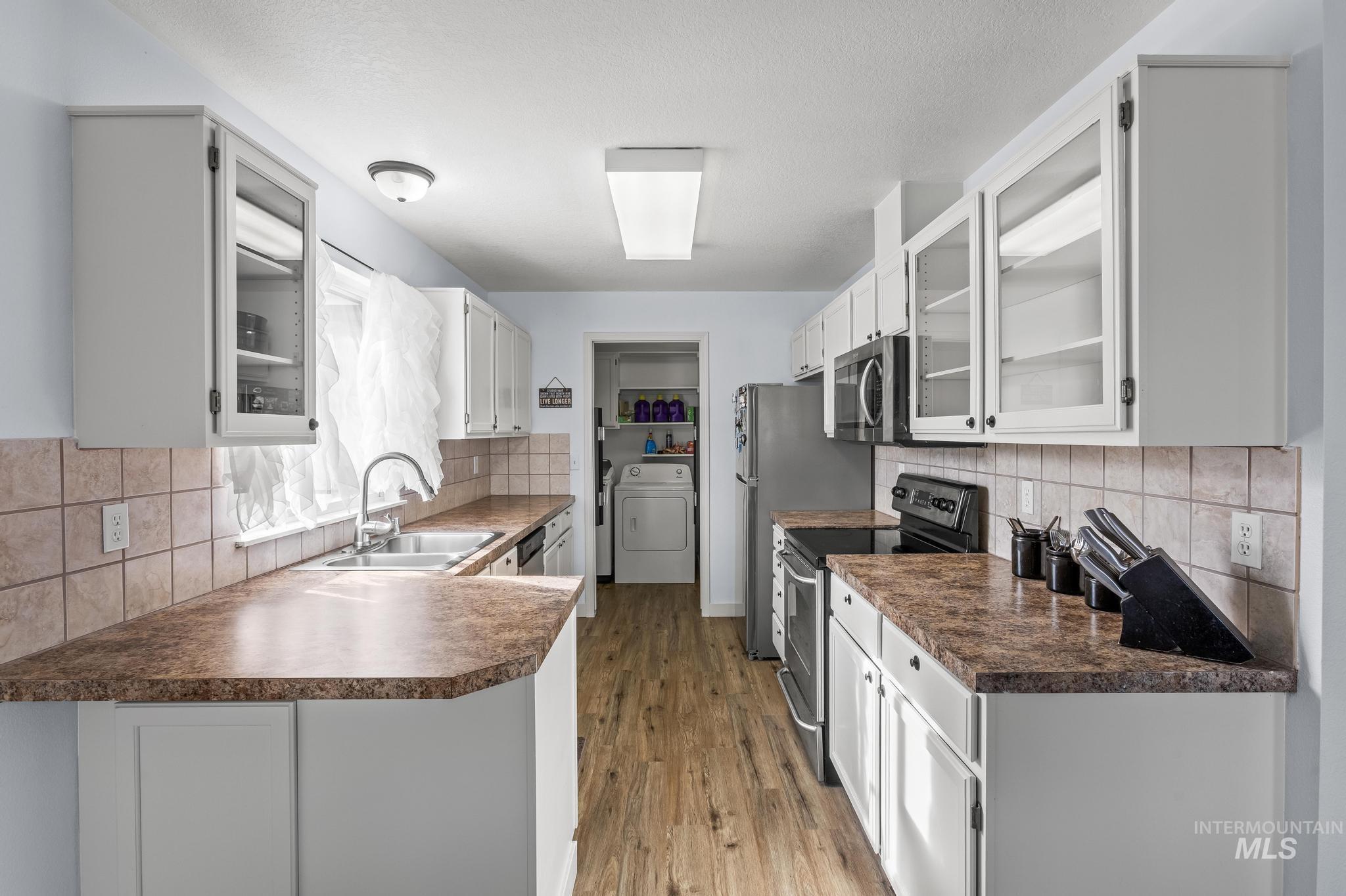 1100 Burnett Dr 245 A Property Photo 10