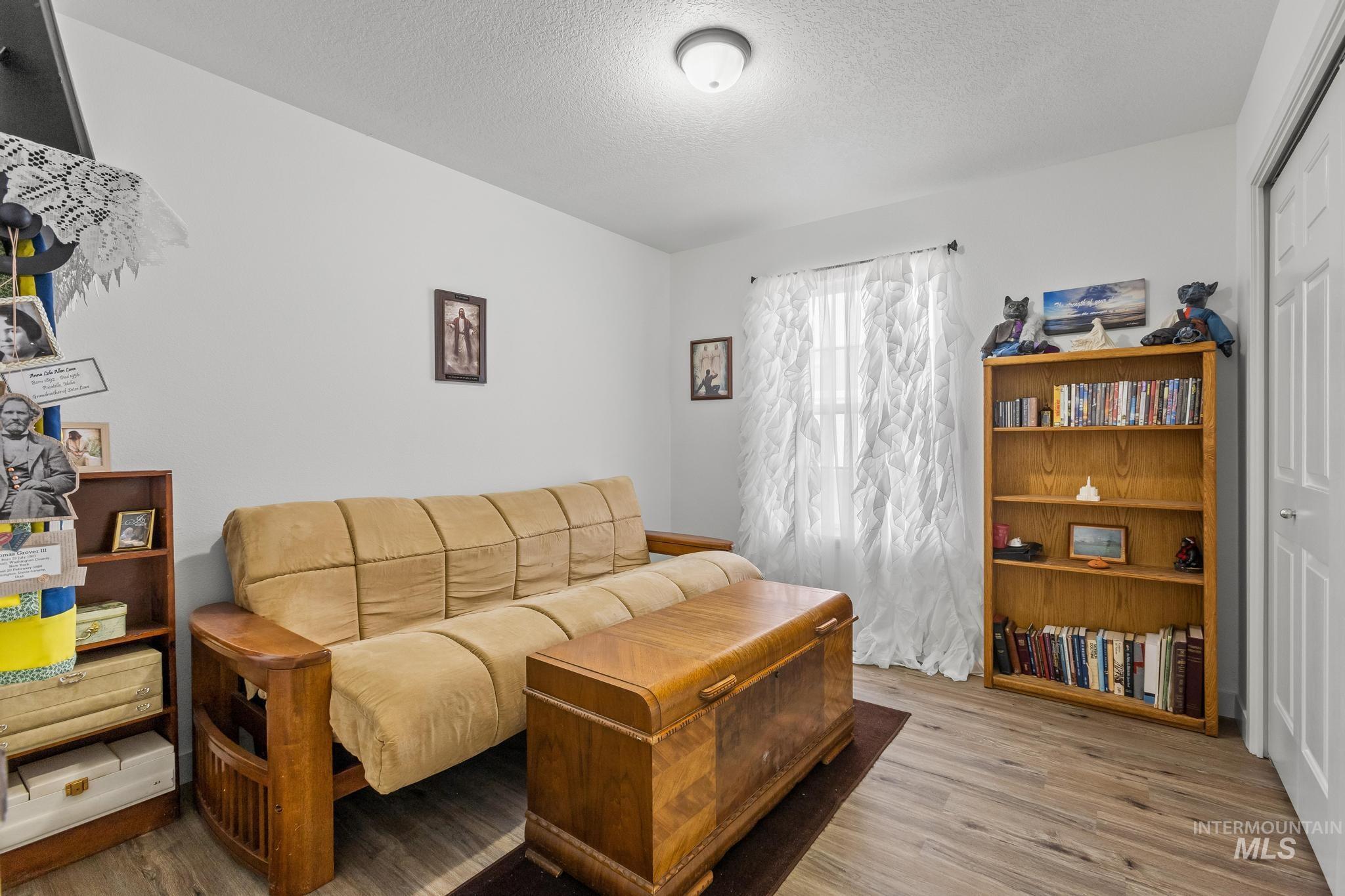 1100 Burnett Dr 245 A Property Photo 15