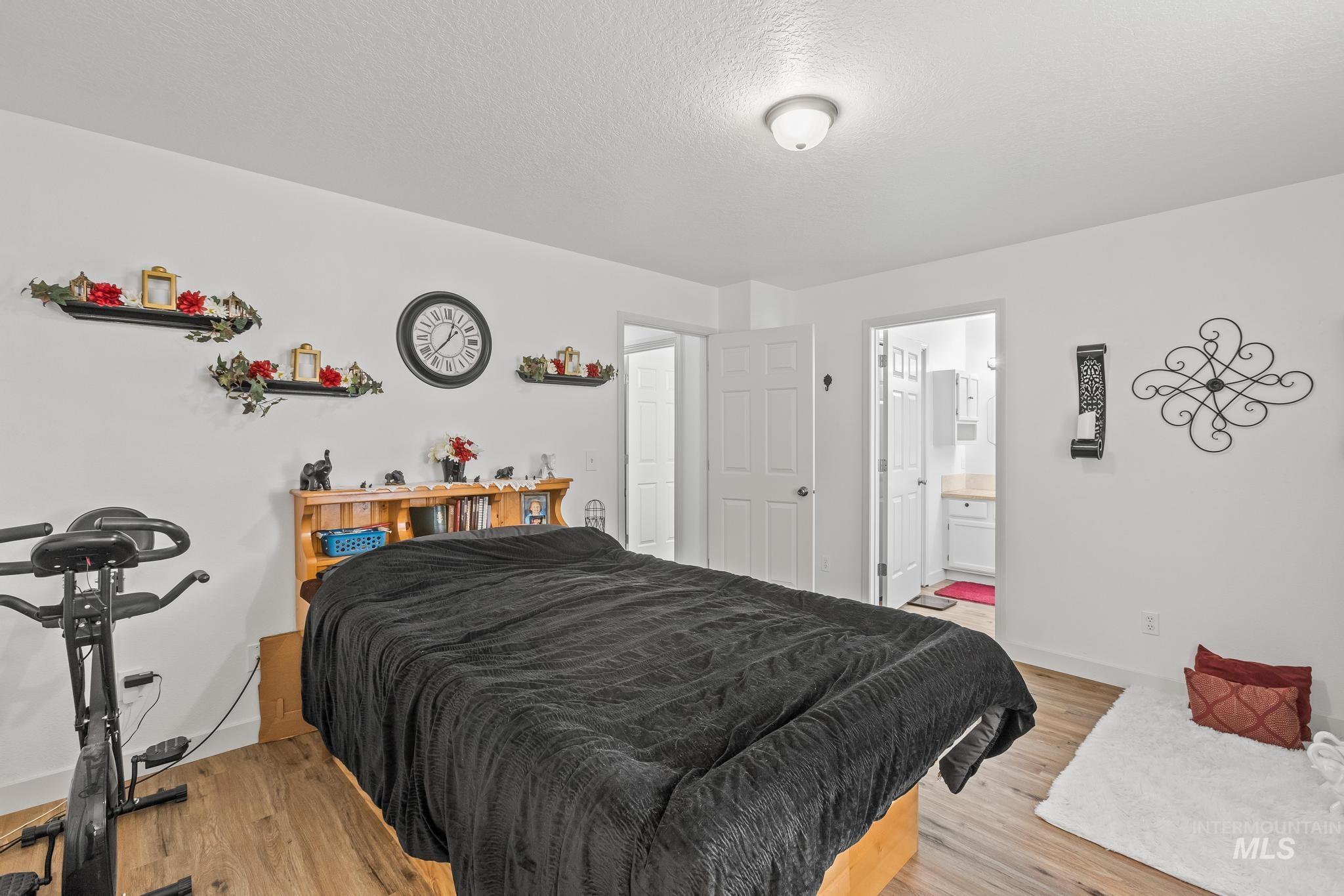 1100 Burnett Dr 245 A Property Photo 19