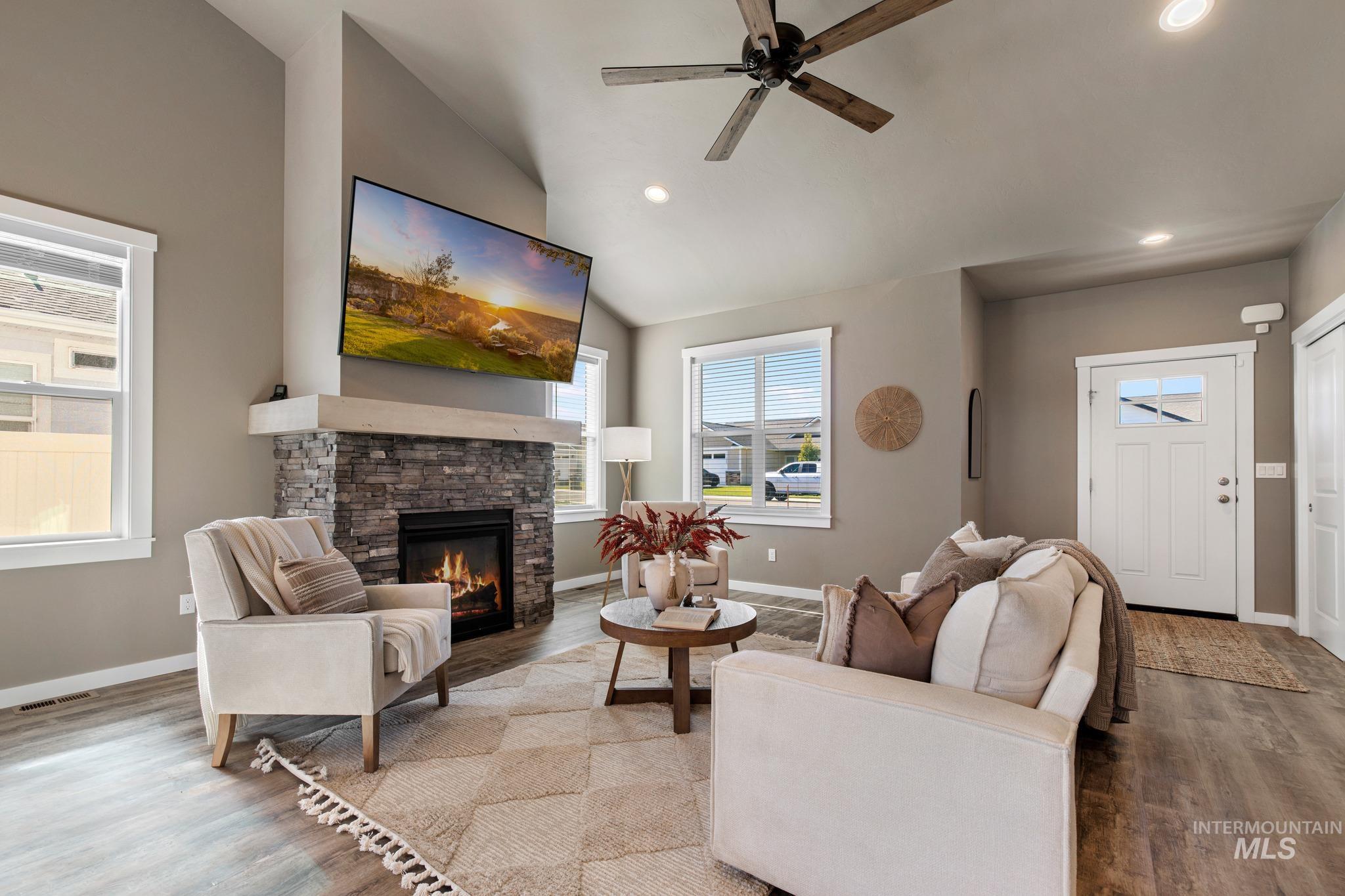 1510 Mountain View Drive Property Photo 4