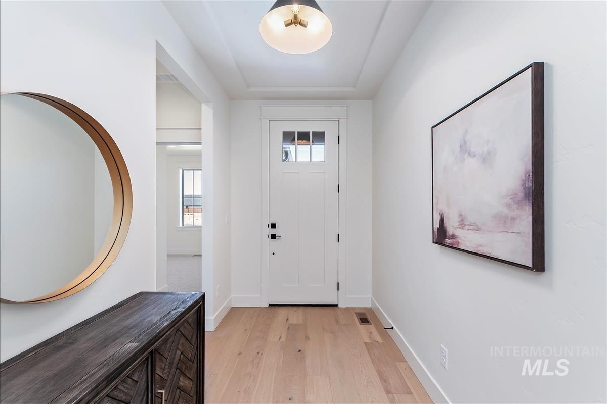 6733 E Emma Ct Property Photo 2
