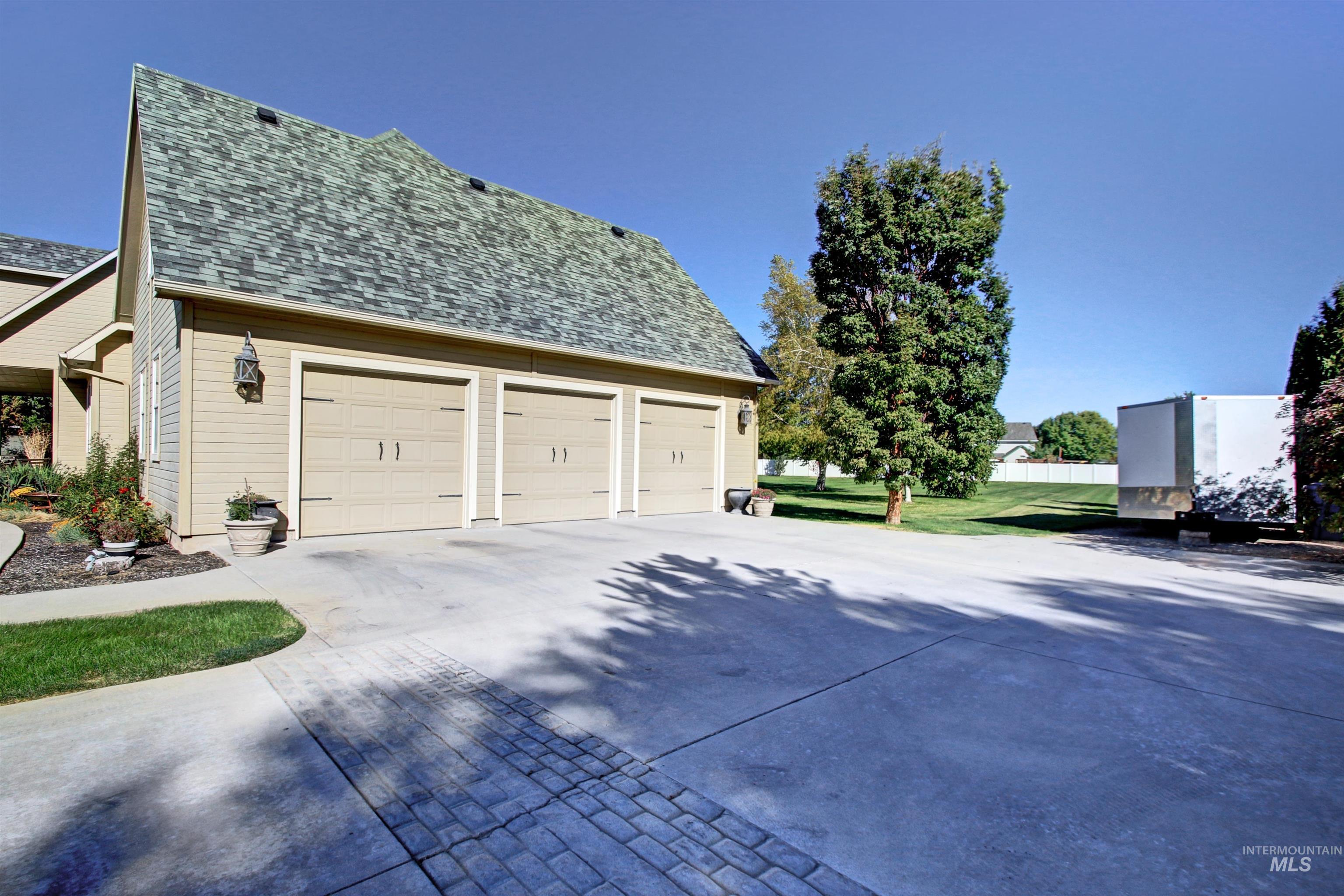 12128 W Kittredge Drive Property Photo 6
