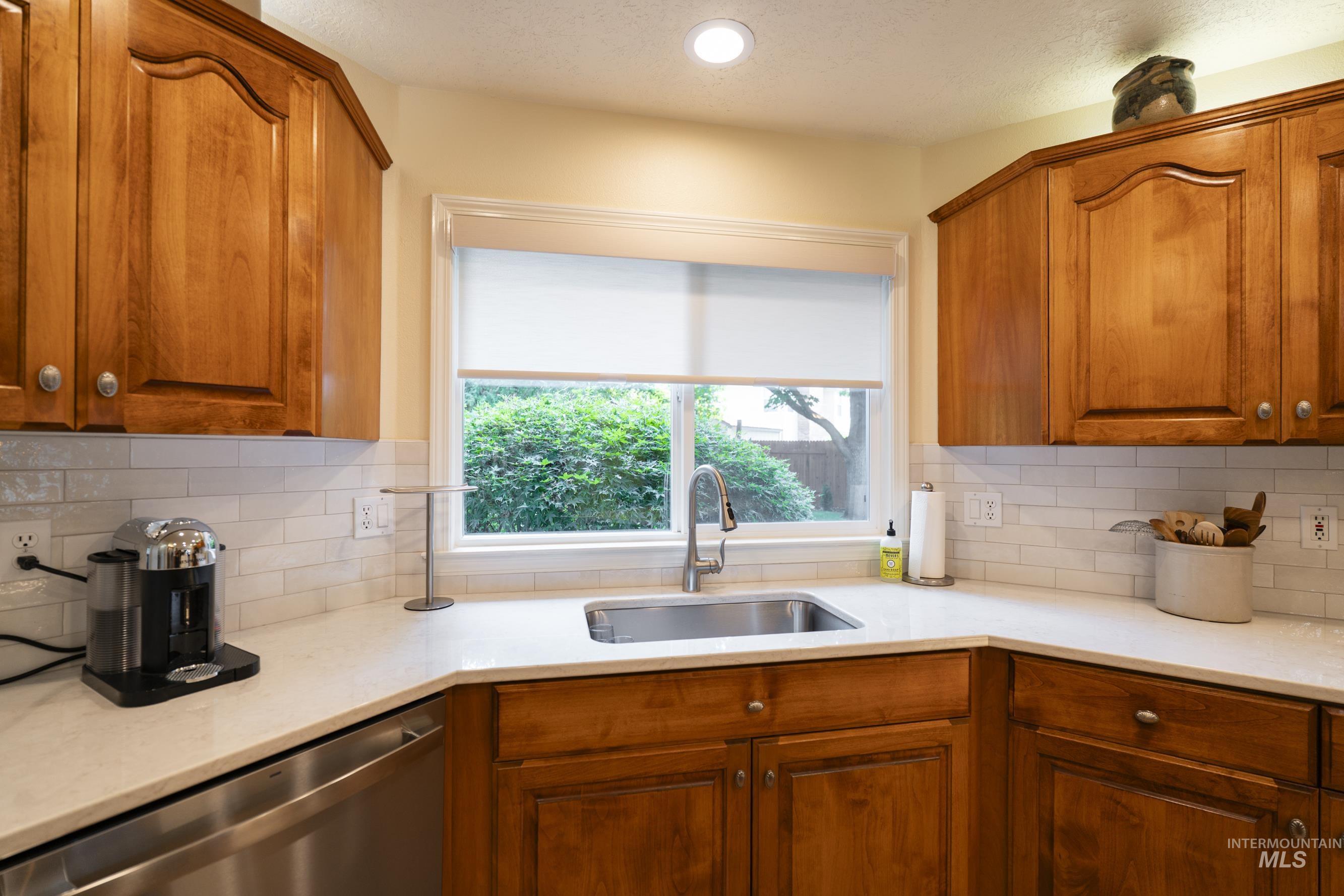 1788 N Princeton Way Property Photo 5