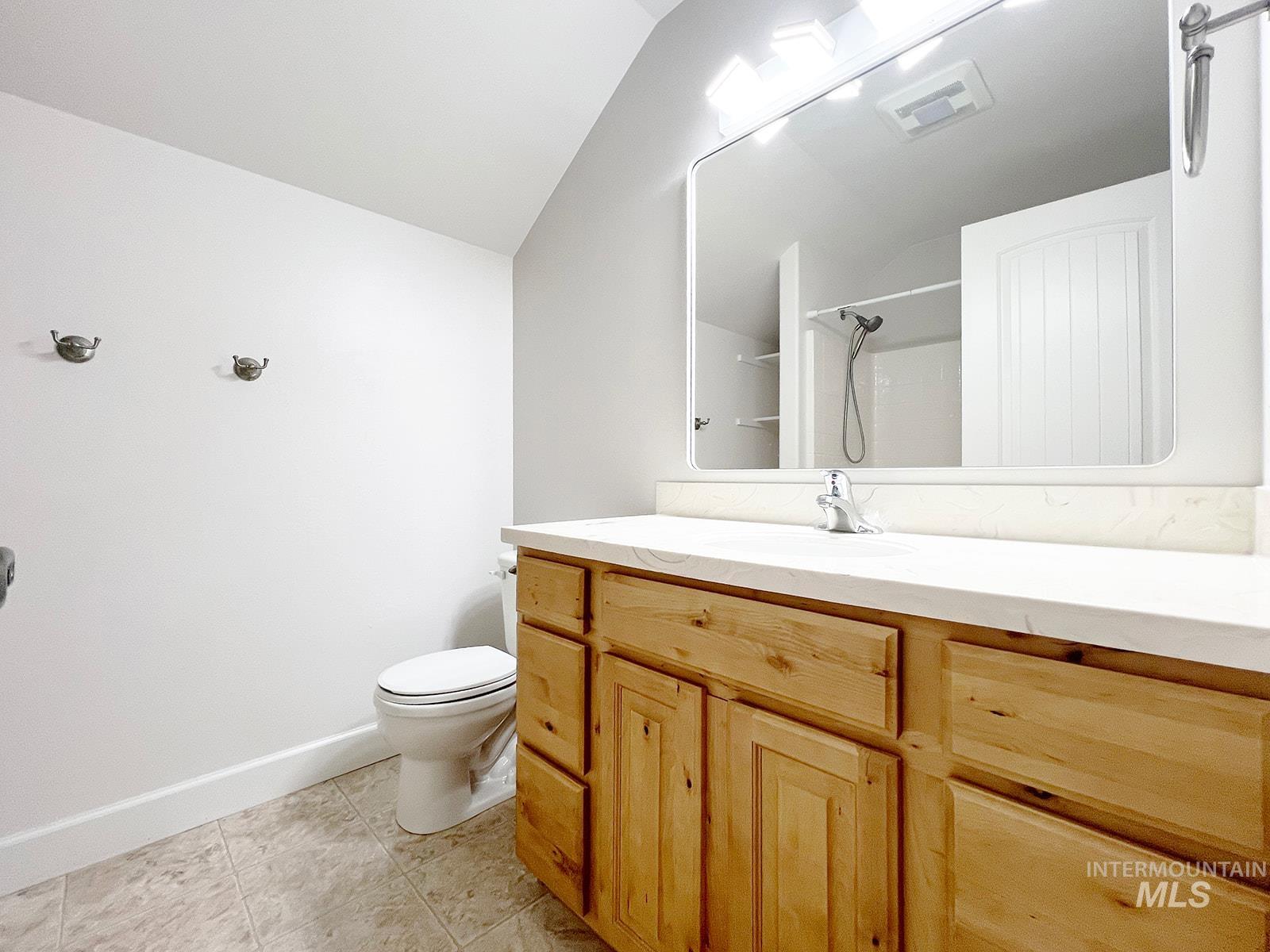 2569 Joshua Way Property Photo 27