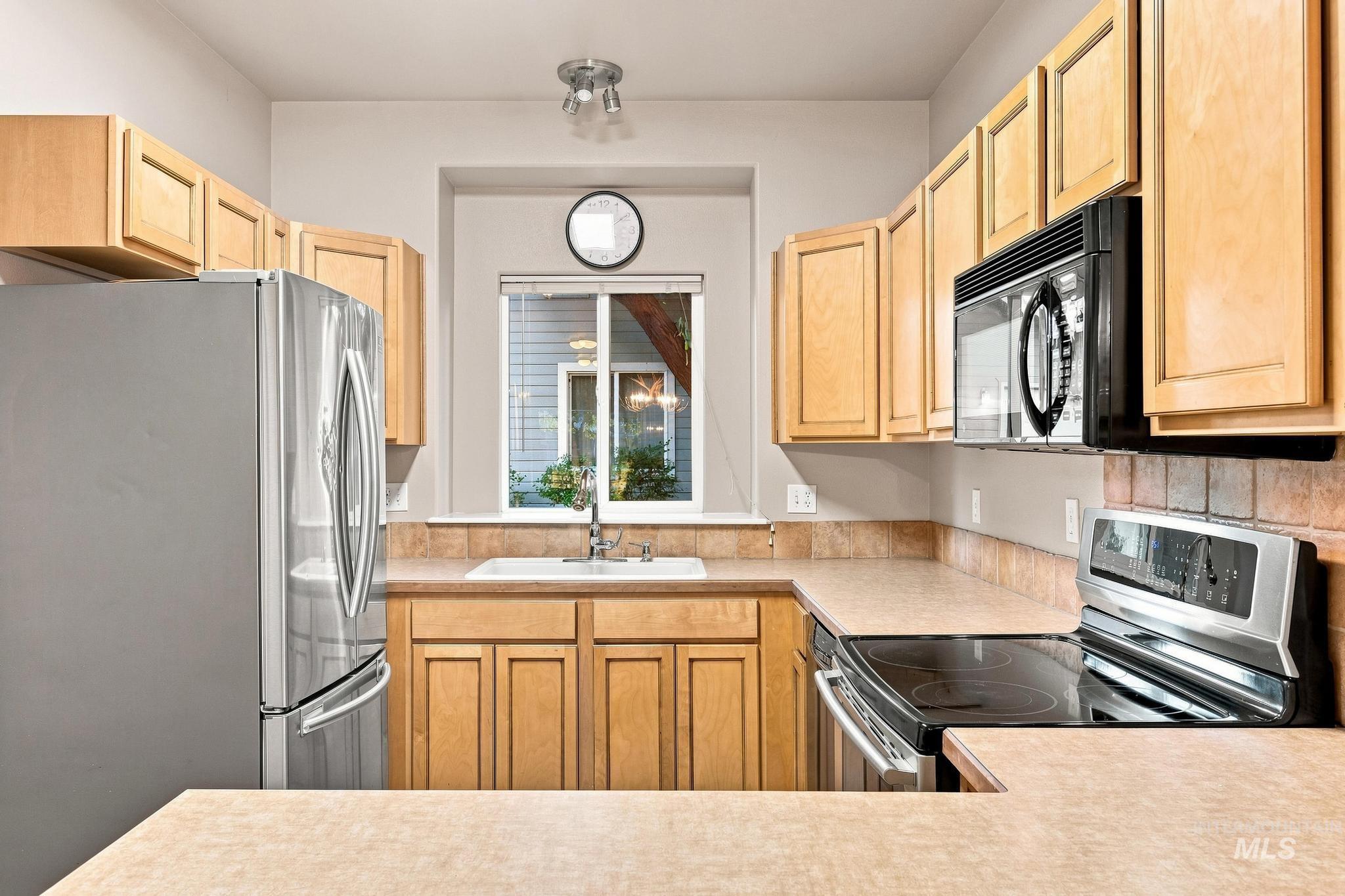 1274 S Colorado Ave. Property Photo 14