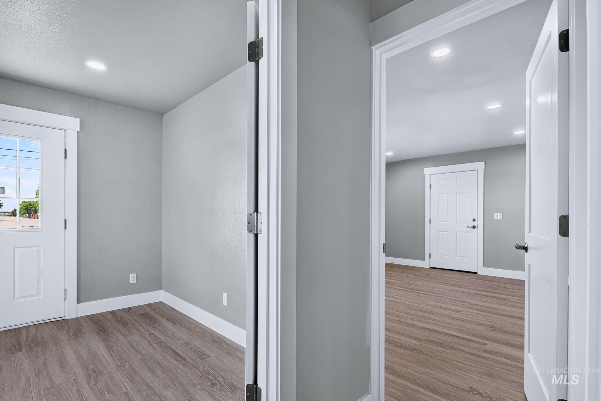 300 N Meridian Property Photo 29