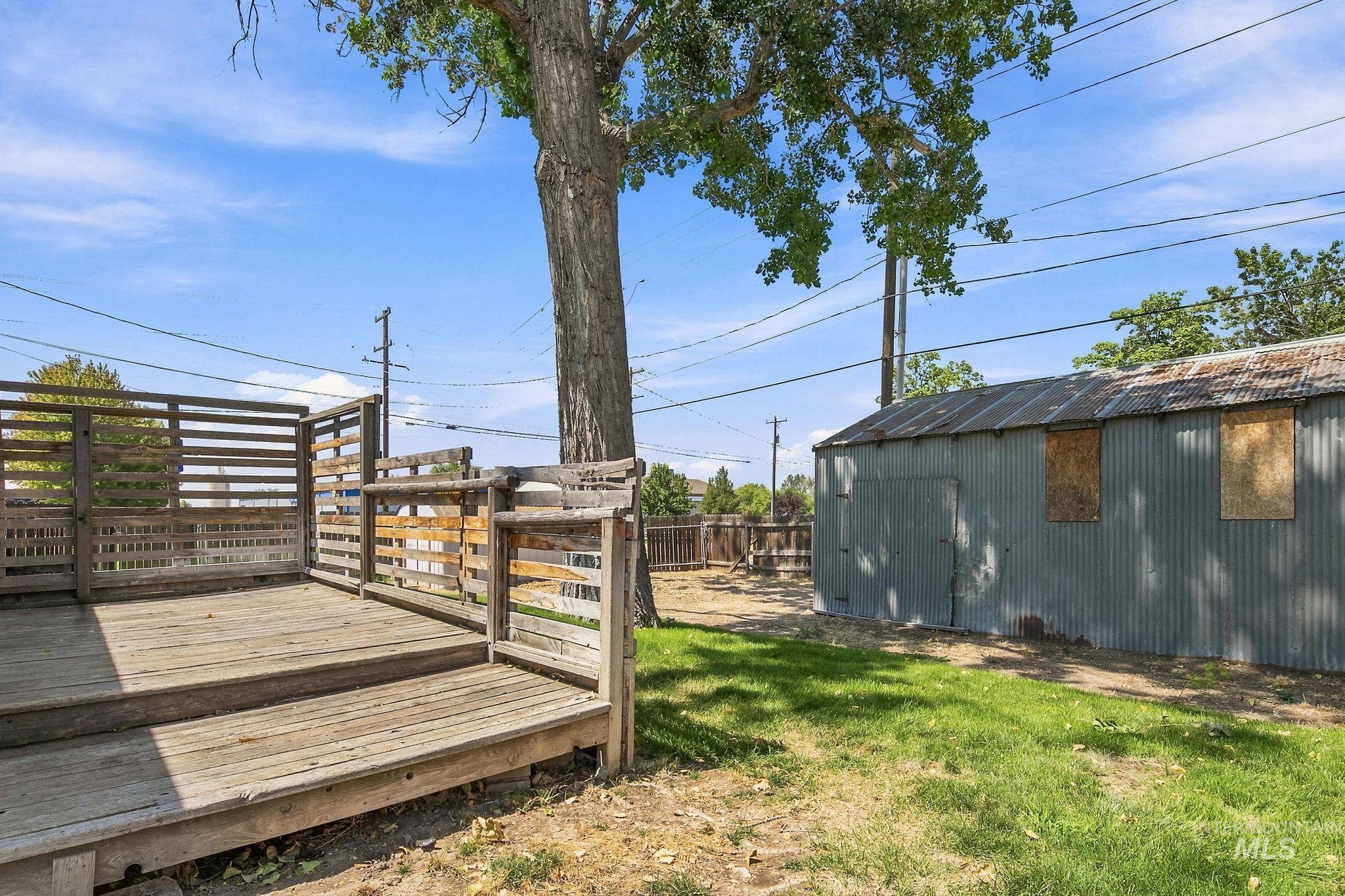 300 N Meridian Property Photo 44
