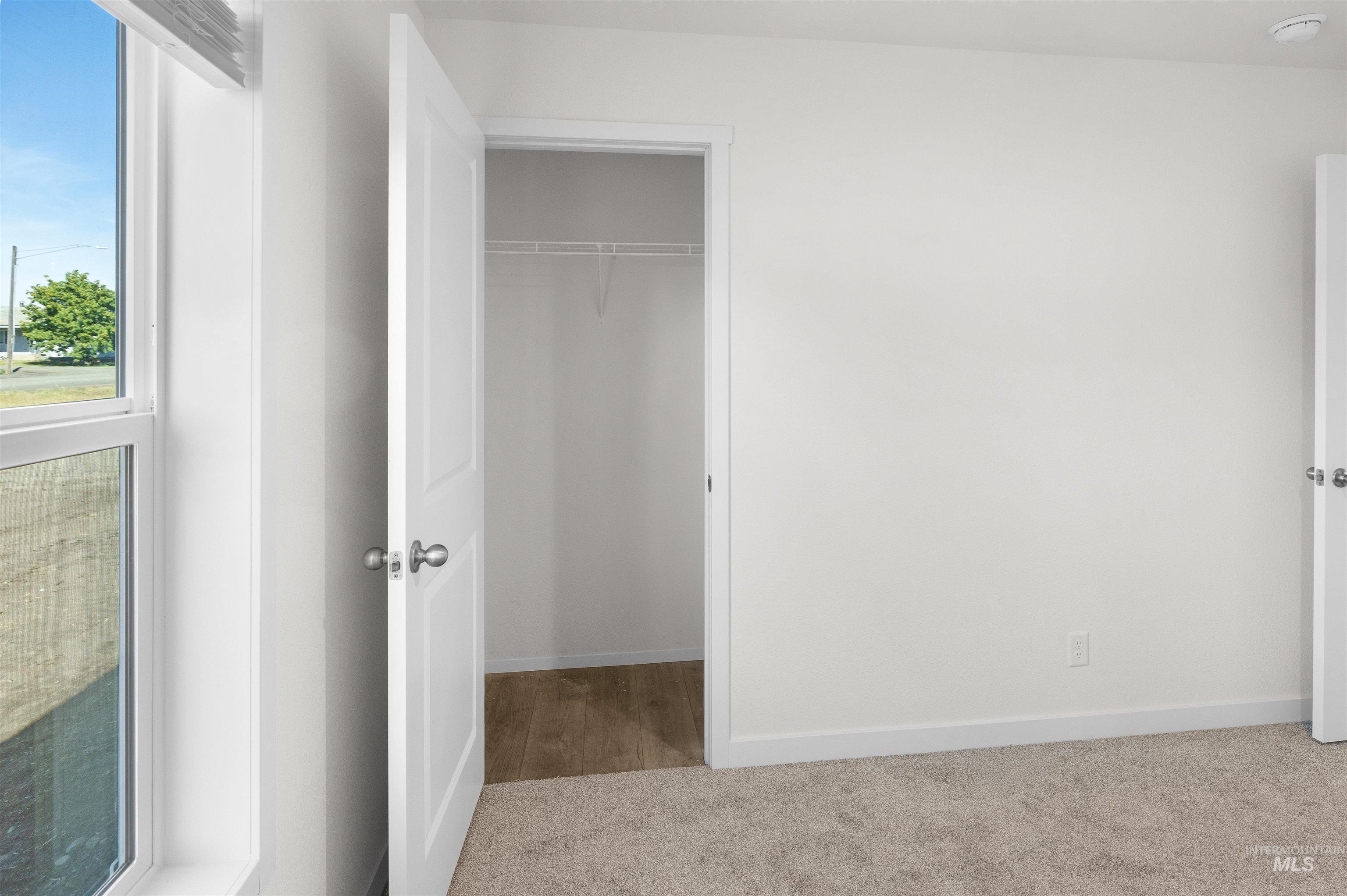 1908 King St Property Photo 20