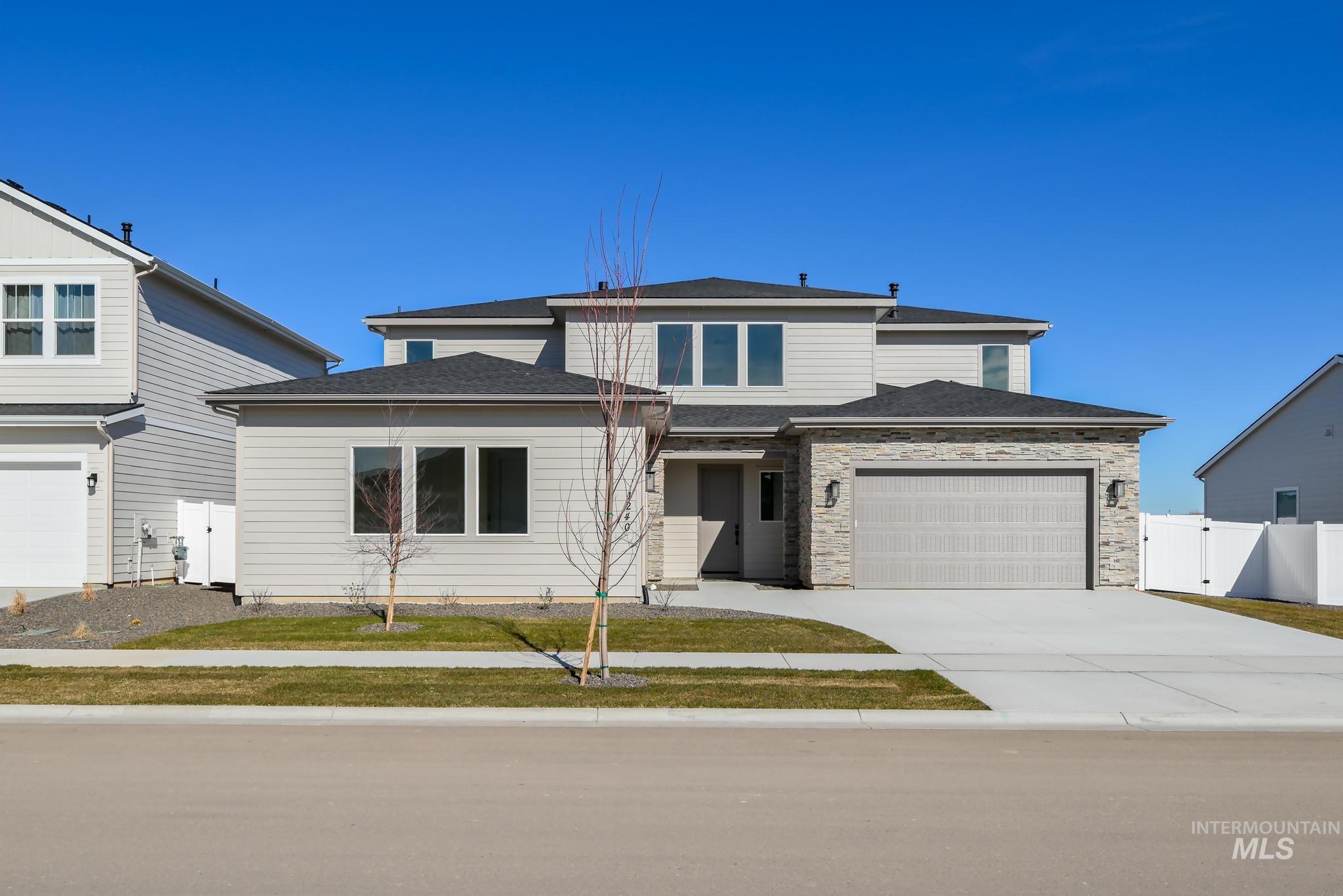 8628 W Rycroft Dr Property Photo 1