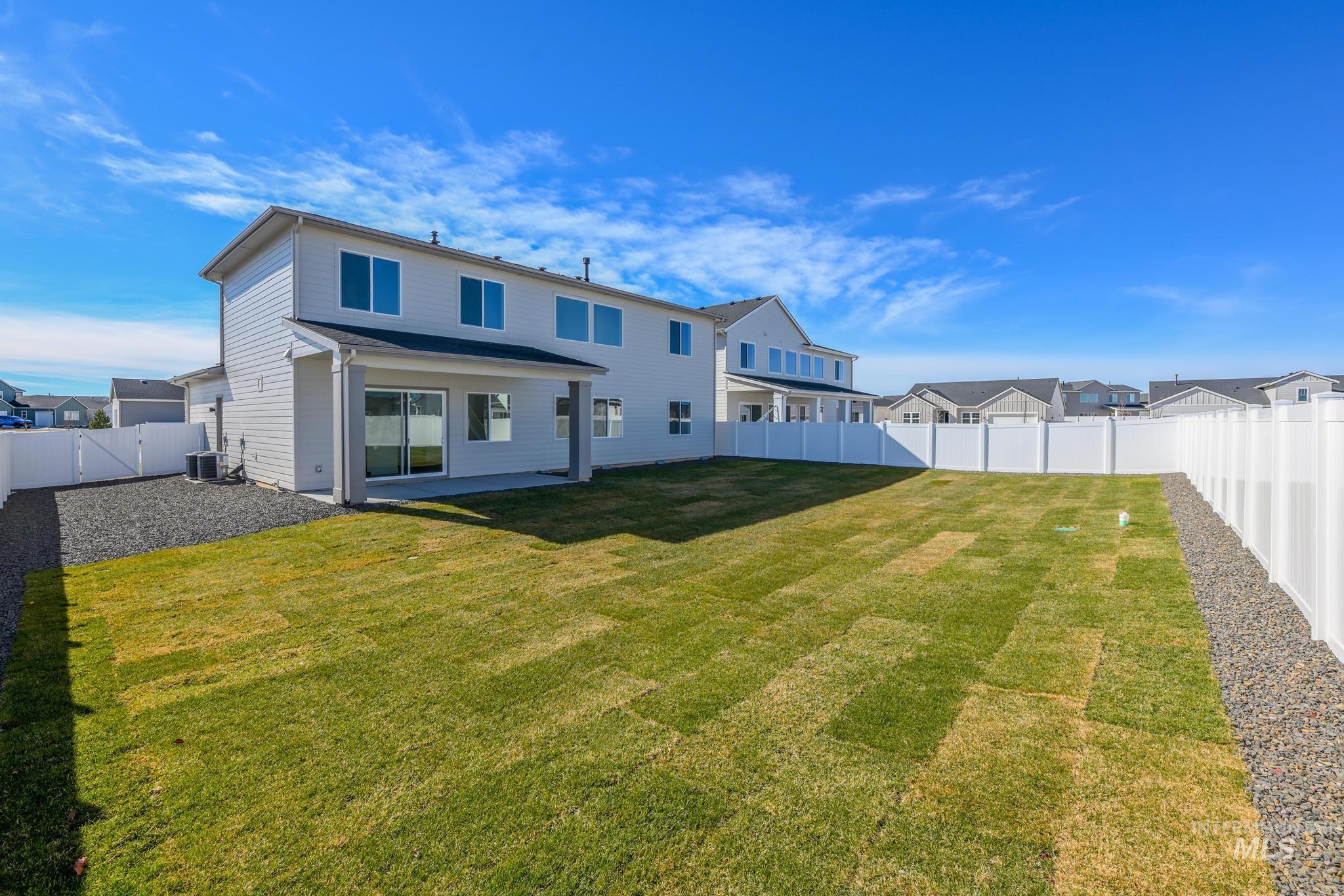 8628 W Rycroft Dr Property Photo 14