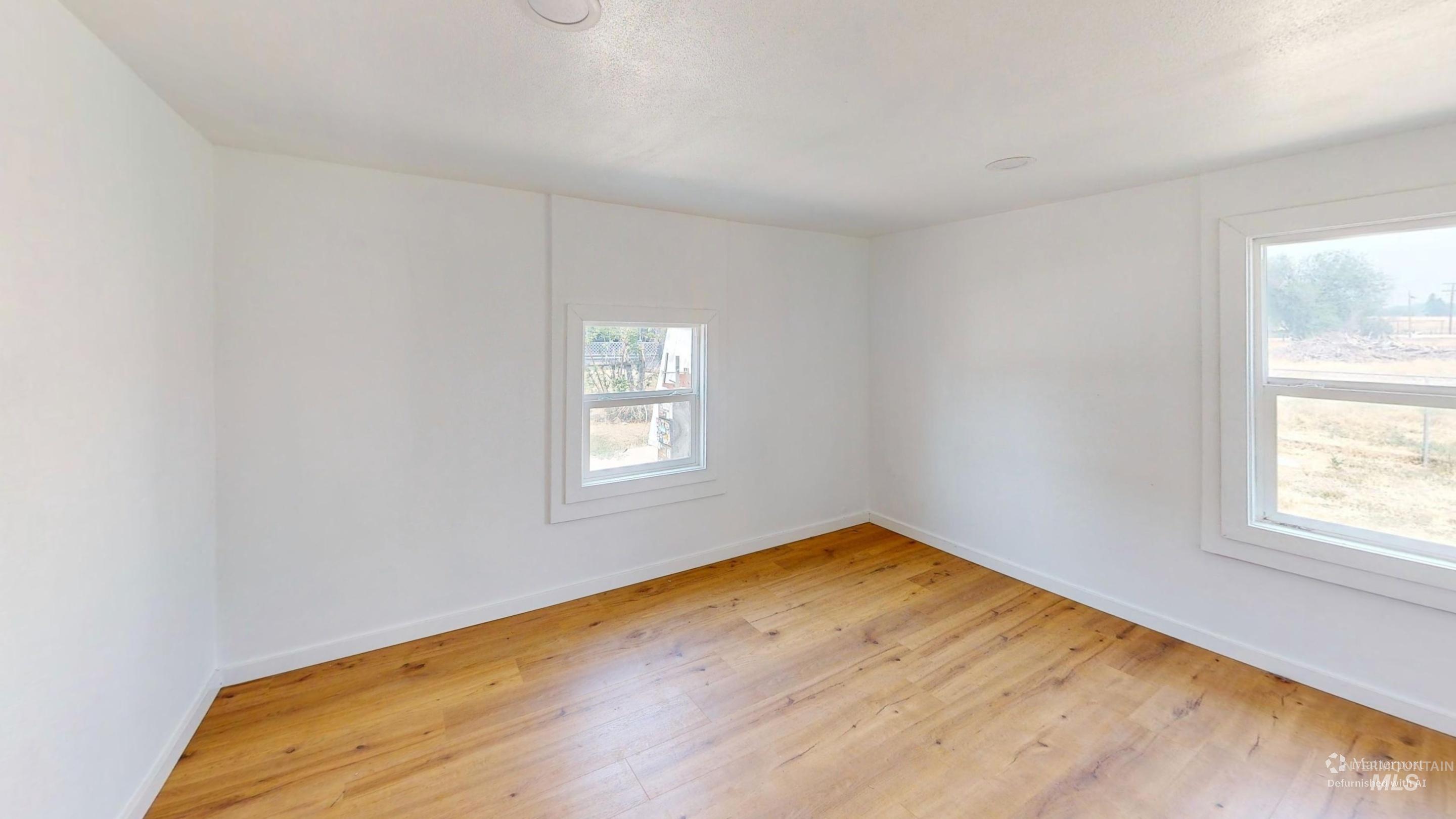 412 W Chicago Property Photo 12