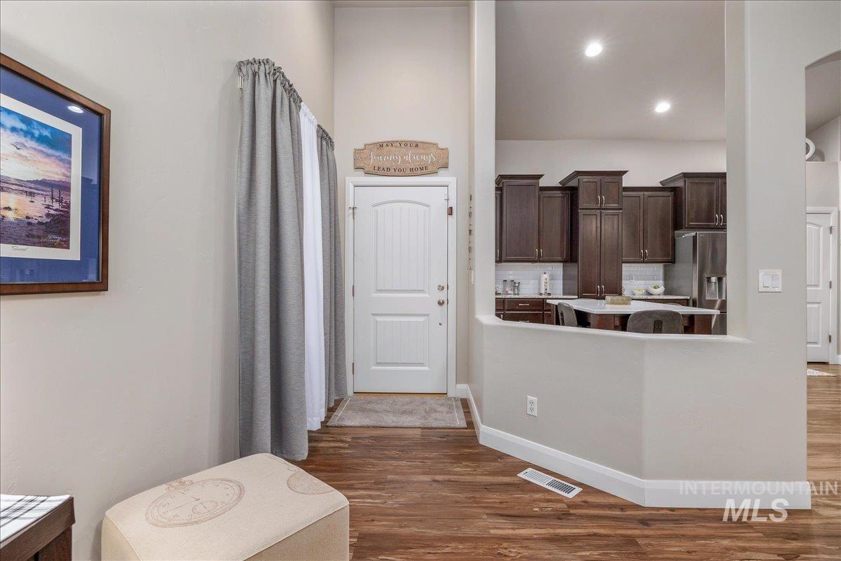 5911 W Quintale Dr Property Photo 10