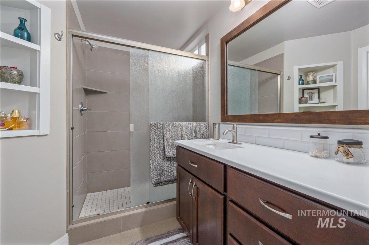 5911 W Quintale Dr Property Photo 23