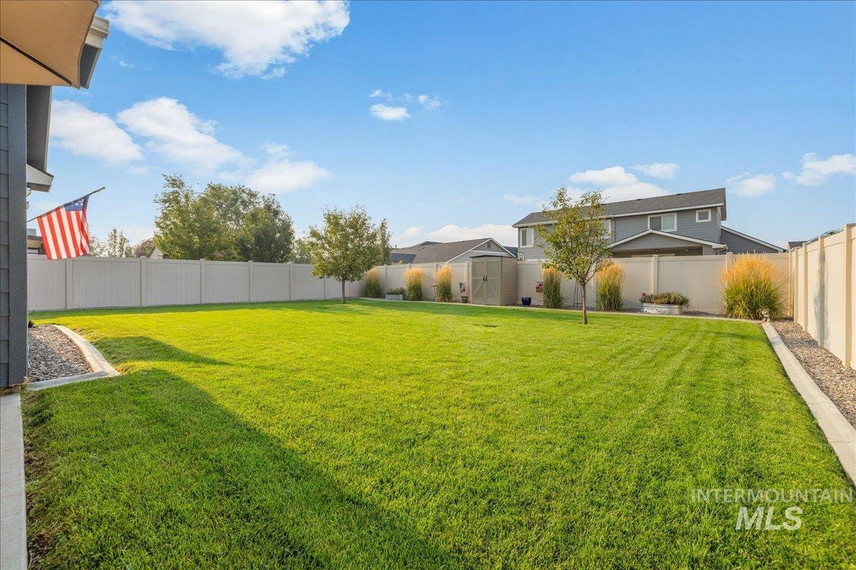 5911 W Quintale Dr Property Photo 40