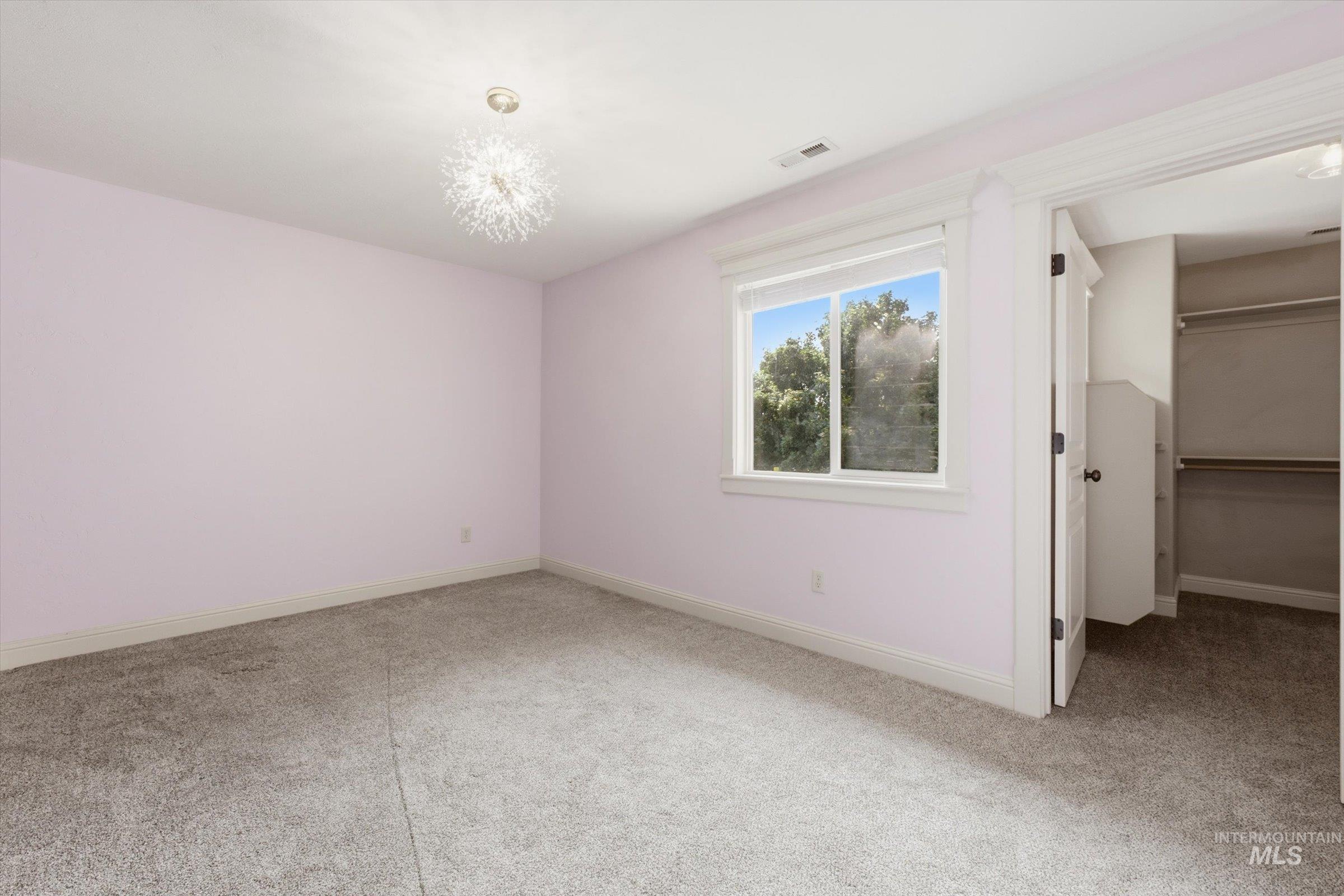 8671 Kingston Way Property Photo 32