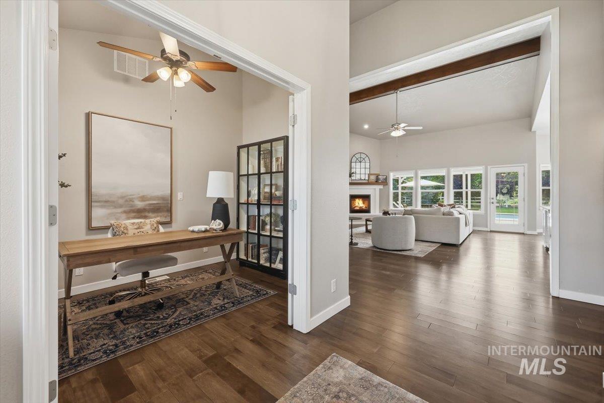 624 N Cove Colony Way Property Photo 11