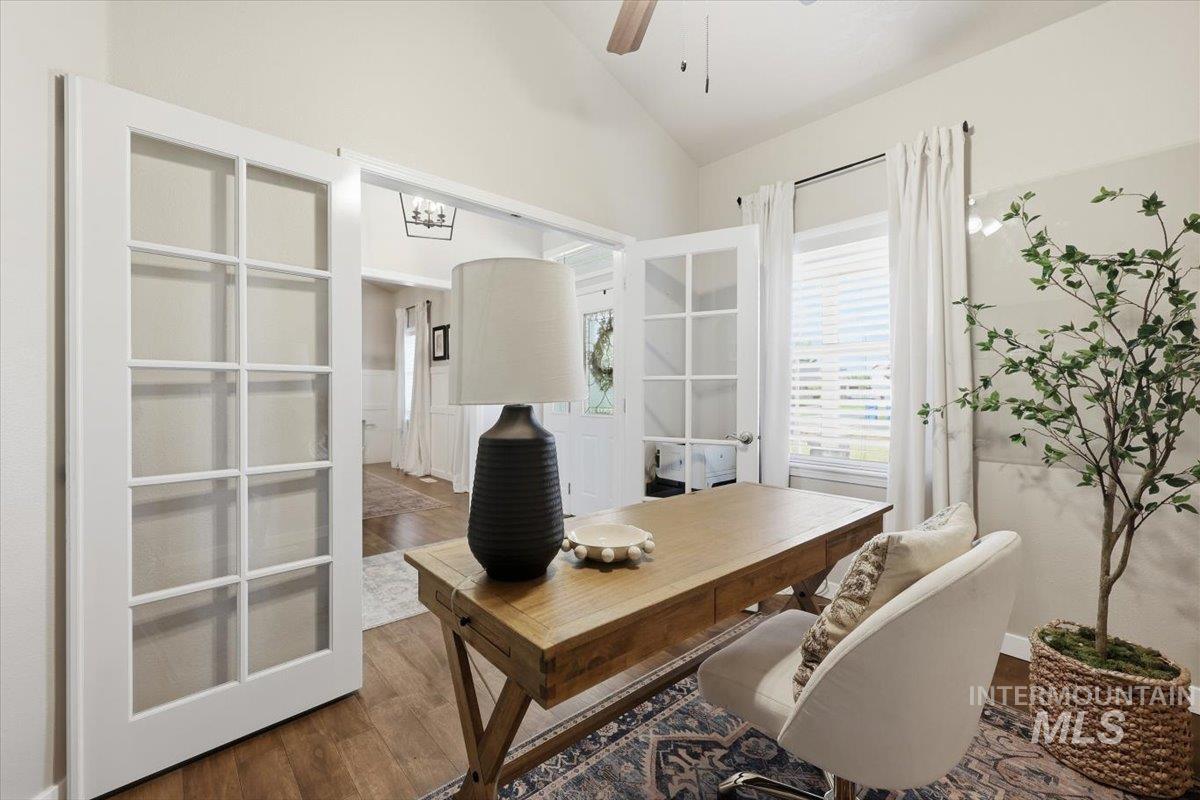 624 N Cove Colony Way Property Photo 12