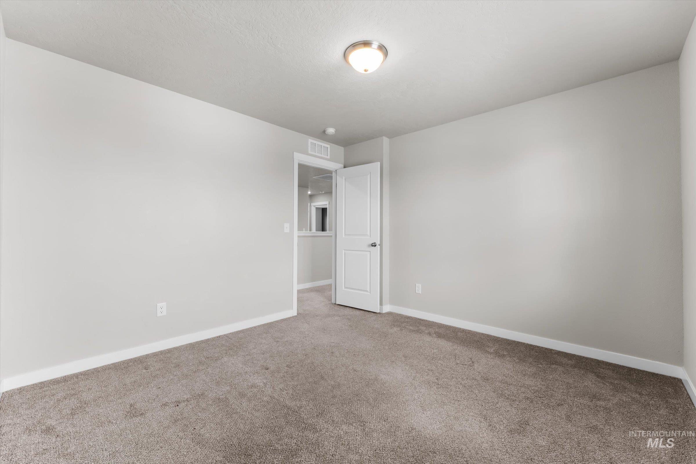 745 Sw Inby Property Photo 39