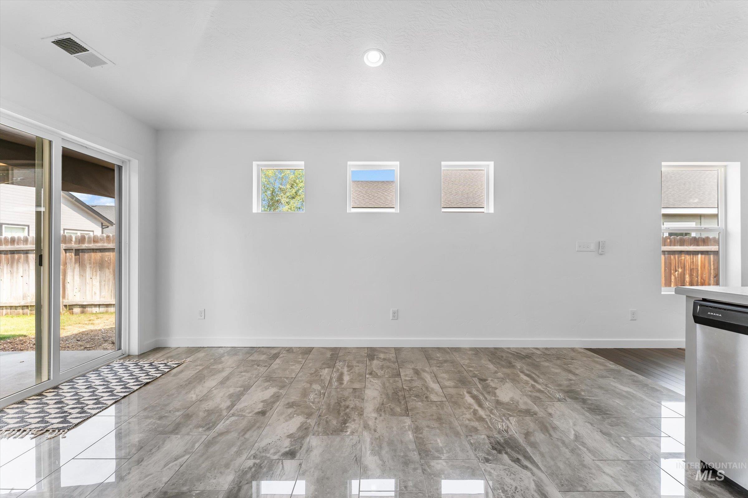 12634 W Kempshire Ct. Property Photo 8