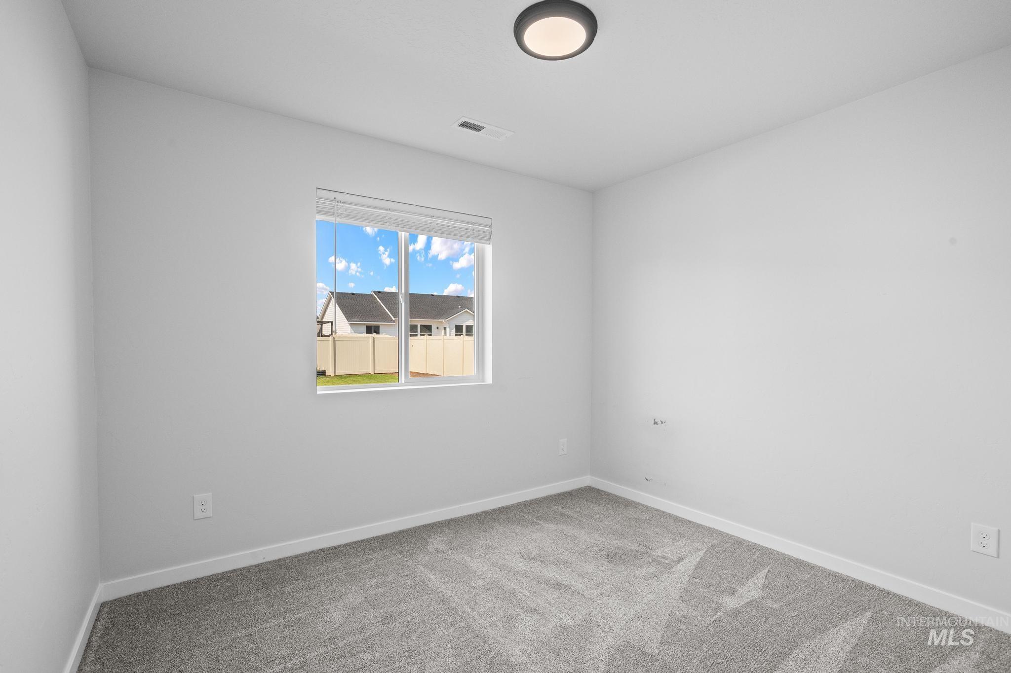 5260 E Burnte Peak St. Property Photo 16