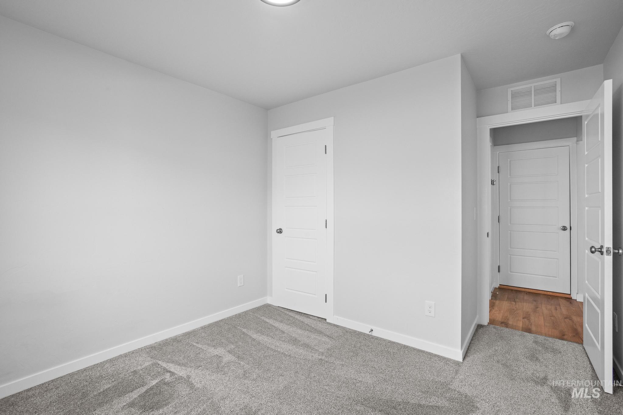 5260 E Burnte Peak St. Property Photo 17