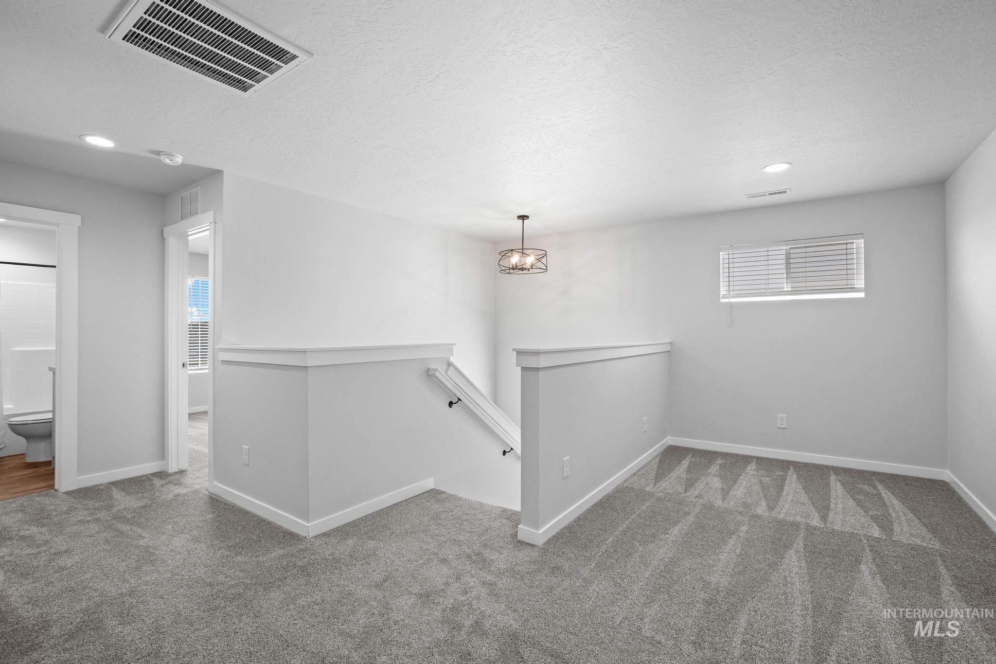 5260 E Burnte Peak St. Property Photo 18