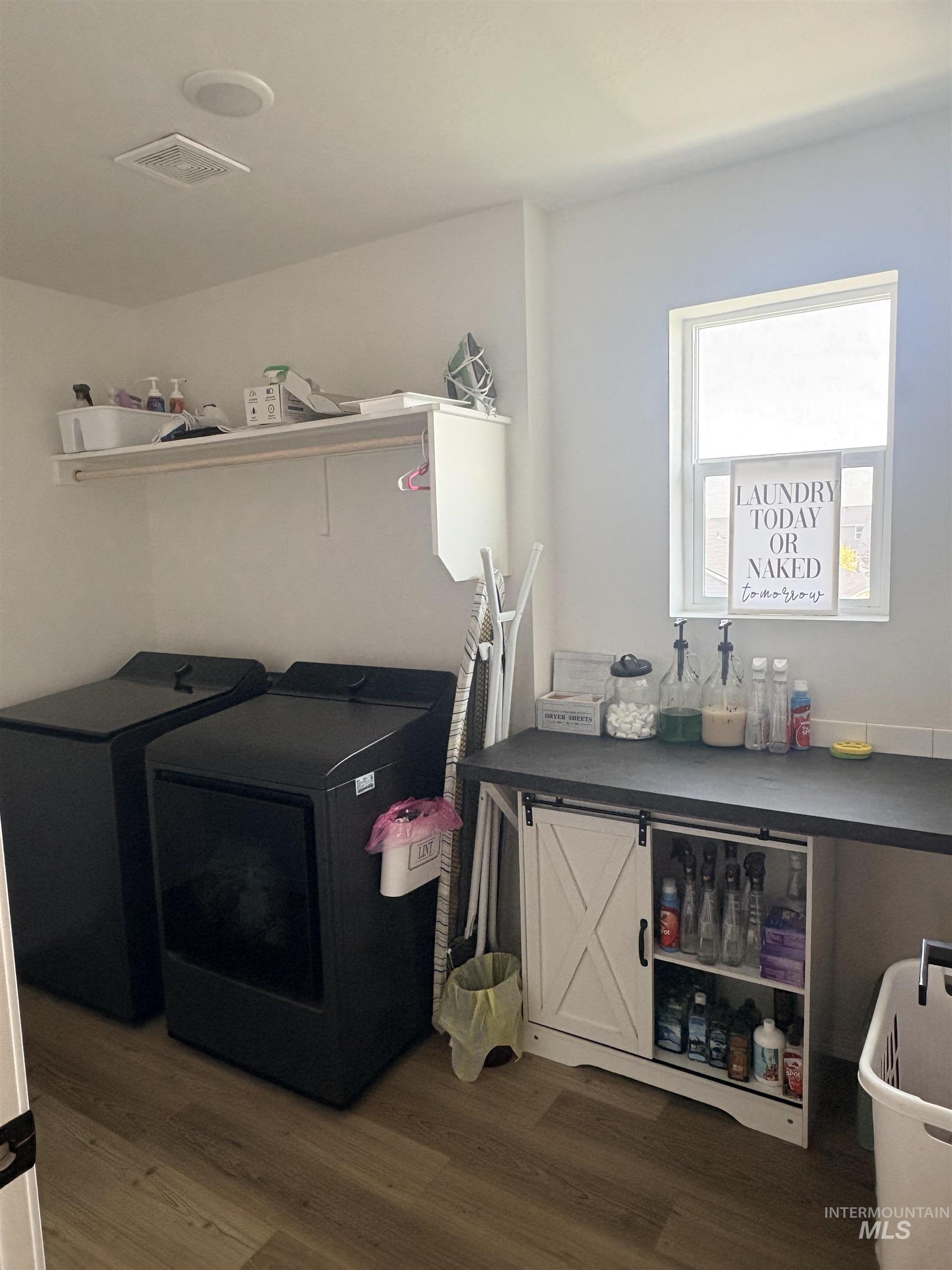 12745 Ashfield Property Photo 16