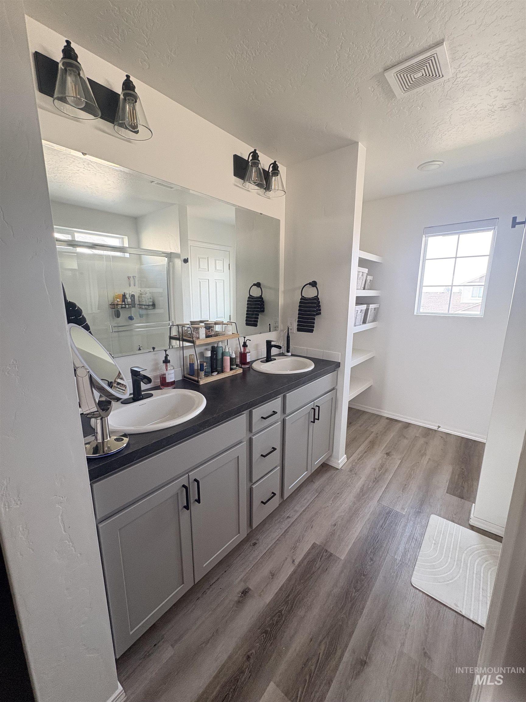12745 Ashfield Property Photo 25
