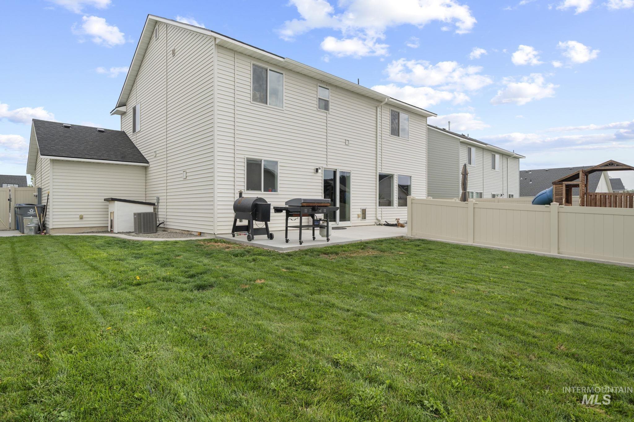 12745 Ashfield Property Photo 27