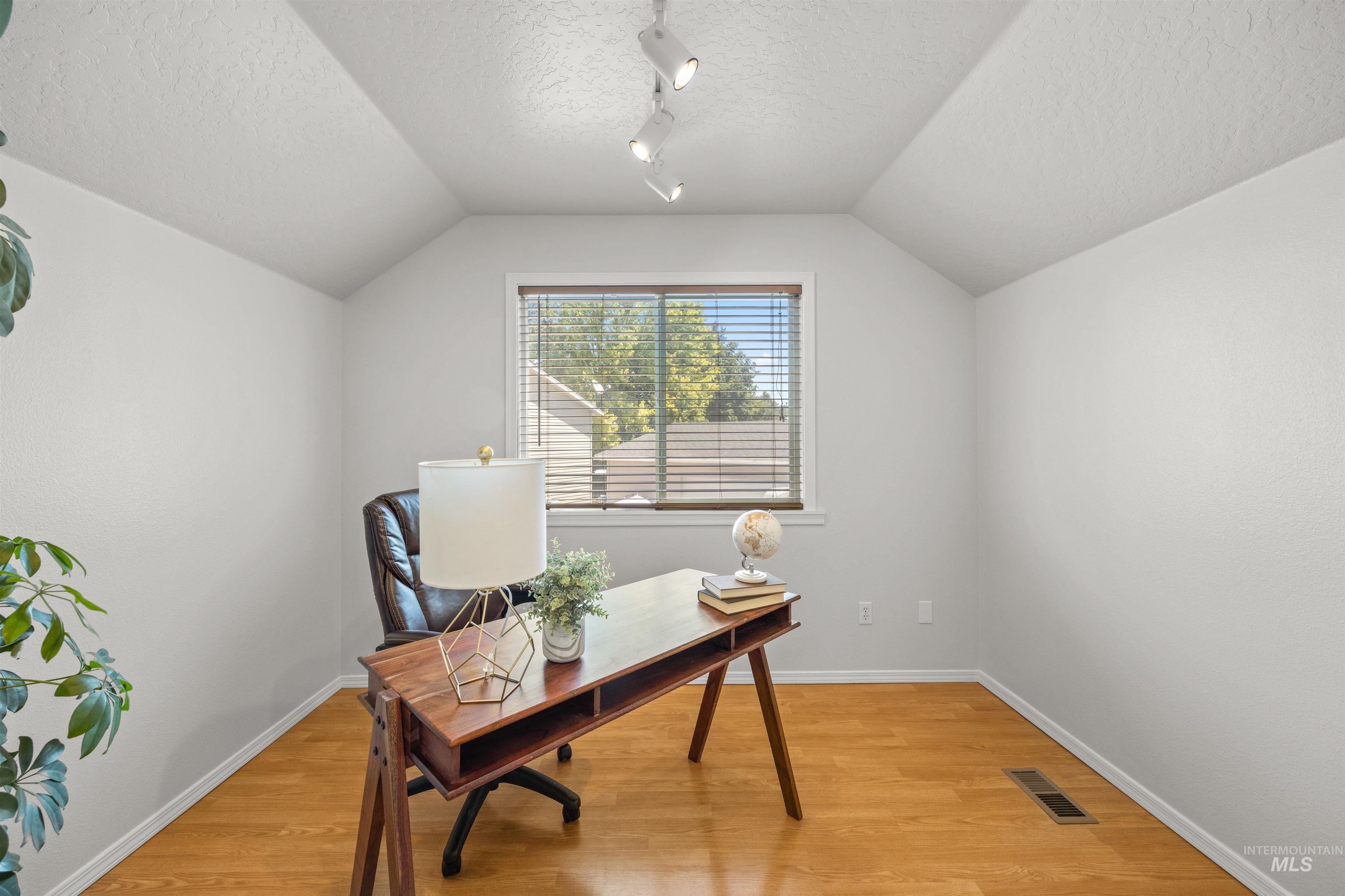 2839 W Pudu St Property Photo 32