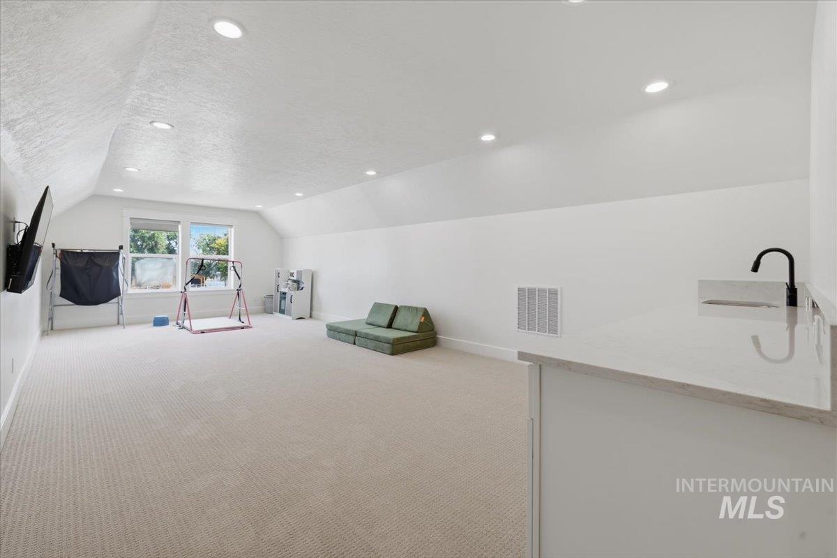 13958 Raptor Ln Property Photo 38