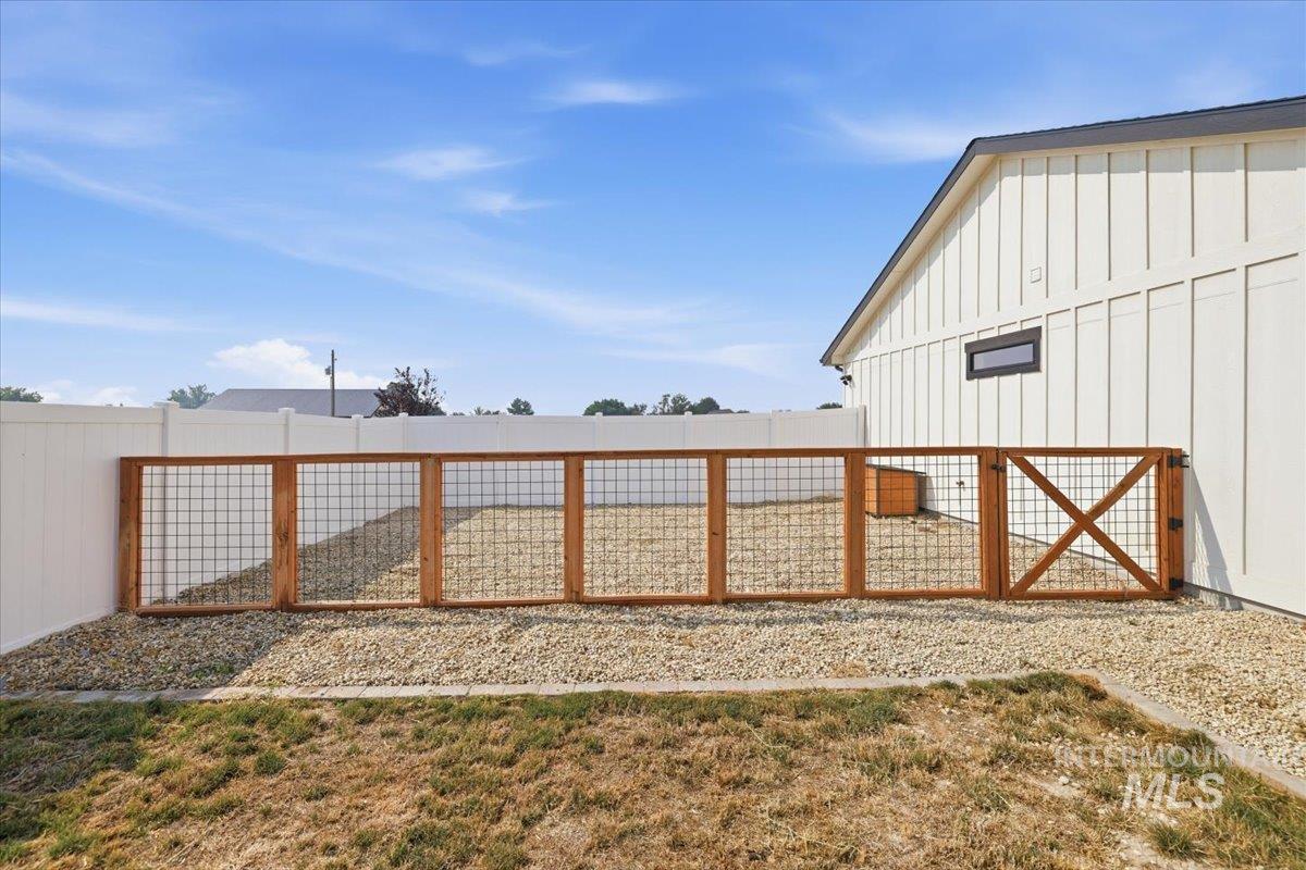 13958 Raptor Ln Property Photo 43