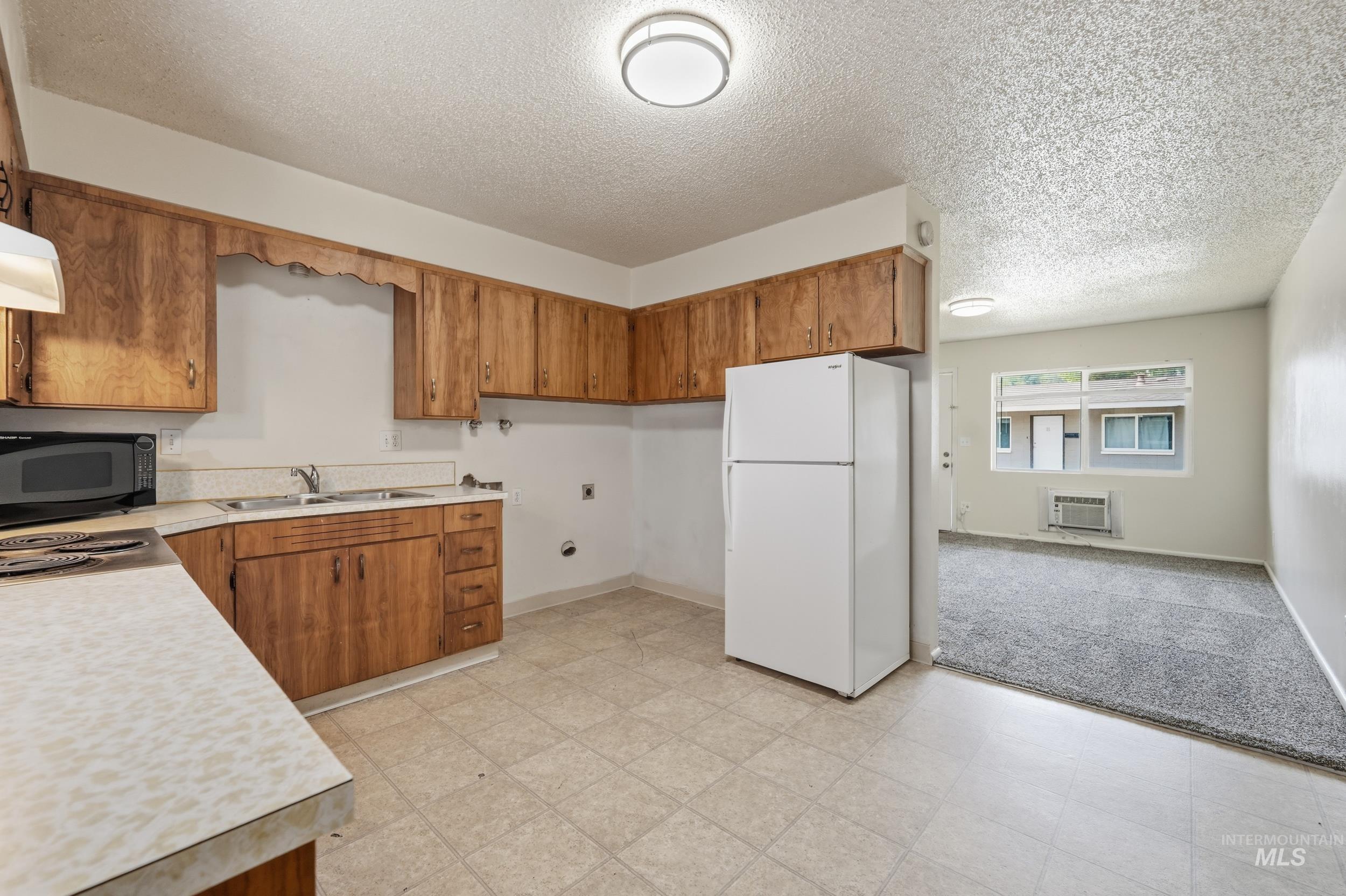 236 High St Property Photo 11