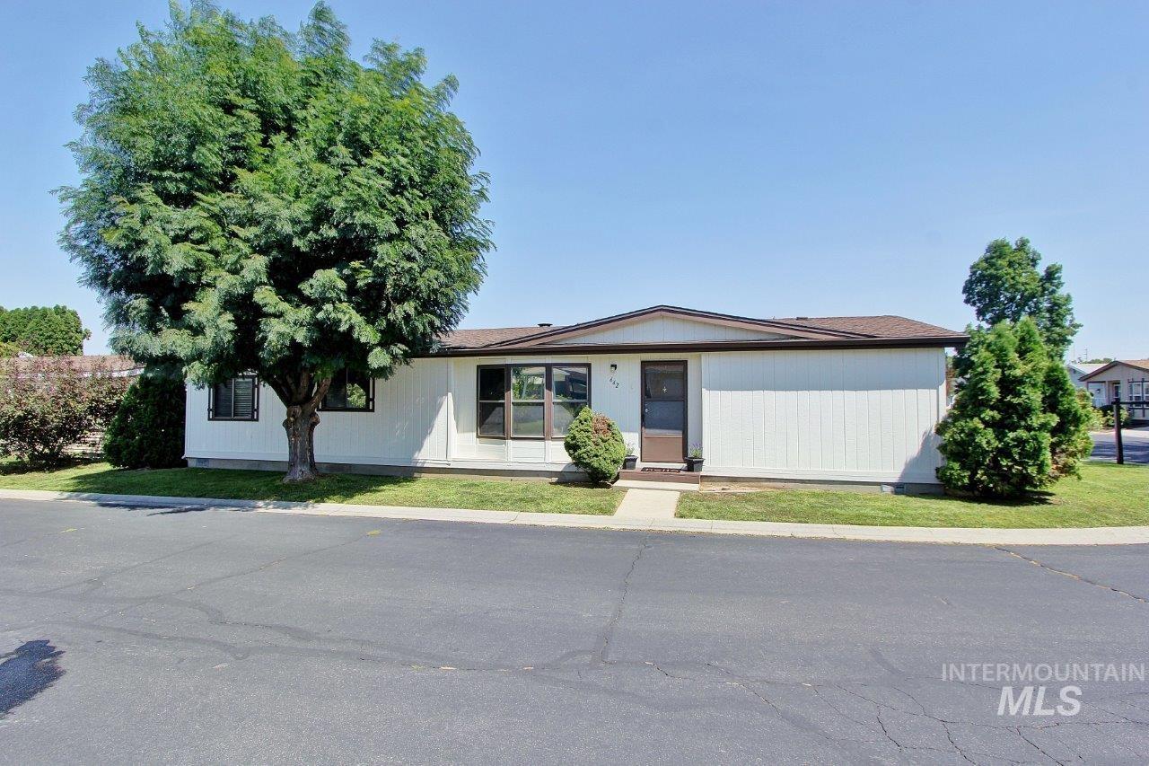 642 S Malaga Property Photo 1