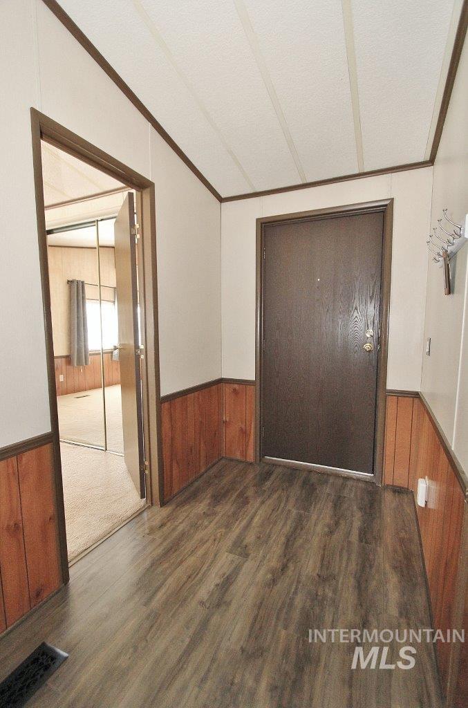 642 S Malaga Property Photo 2