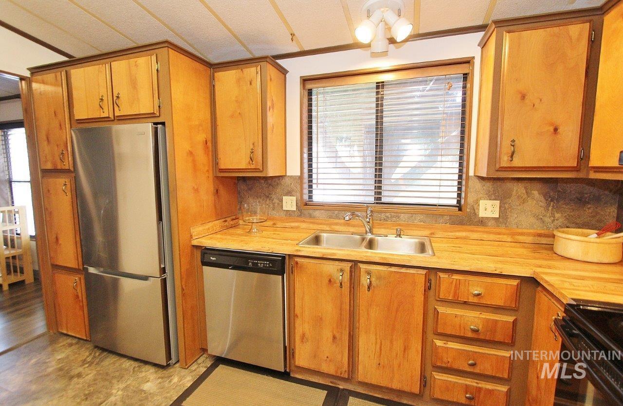 642 S Malaga Property Photo 8