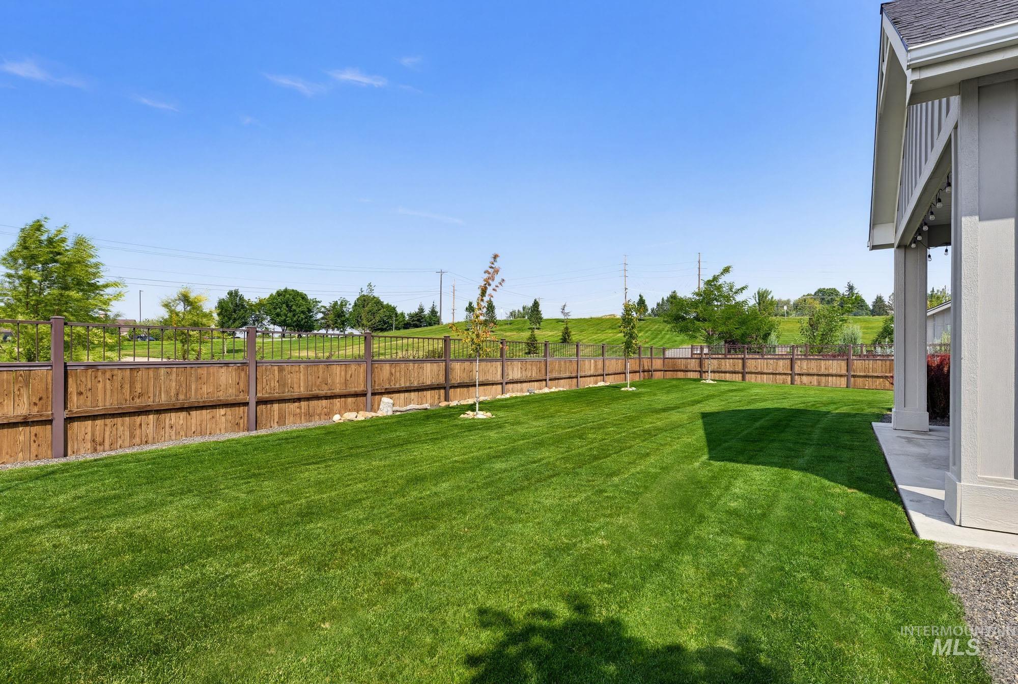 1112 W Capstone Dr Property Photo 41