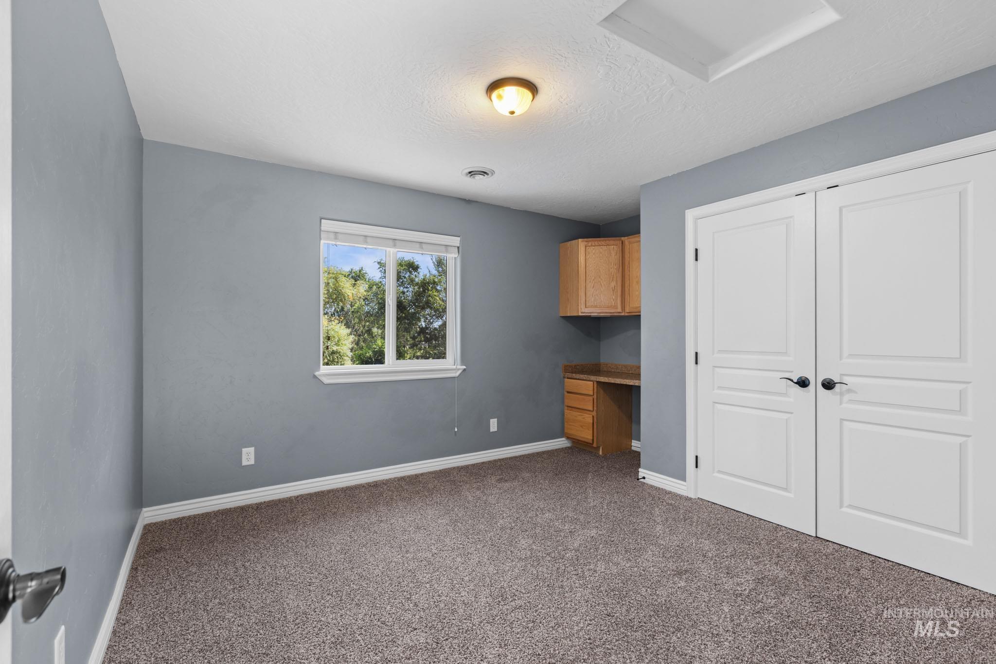 2324 S Kaesemeyer Lane Property Photo 31