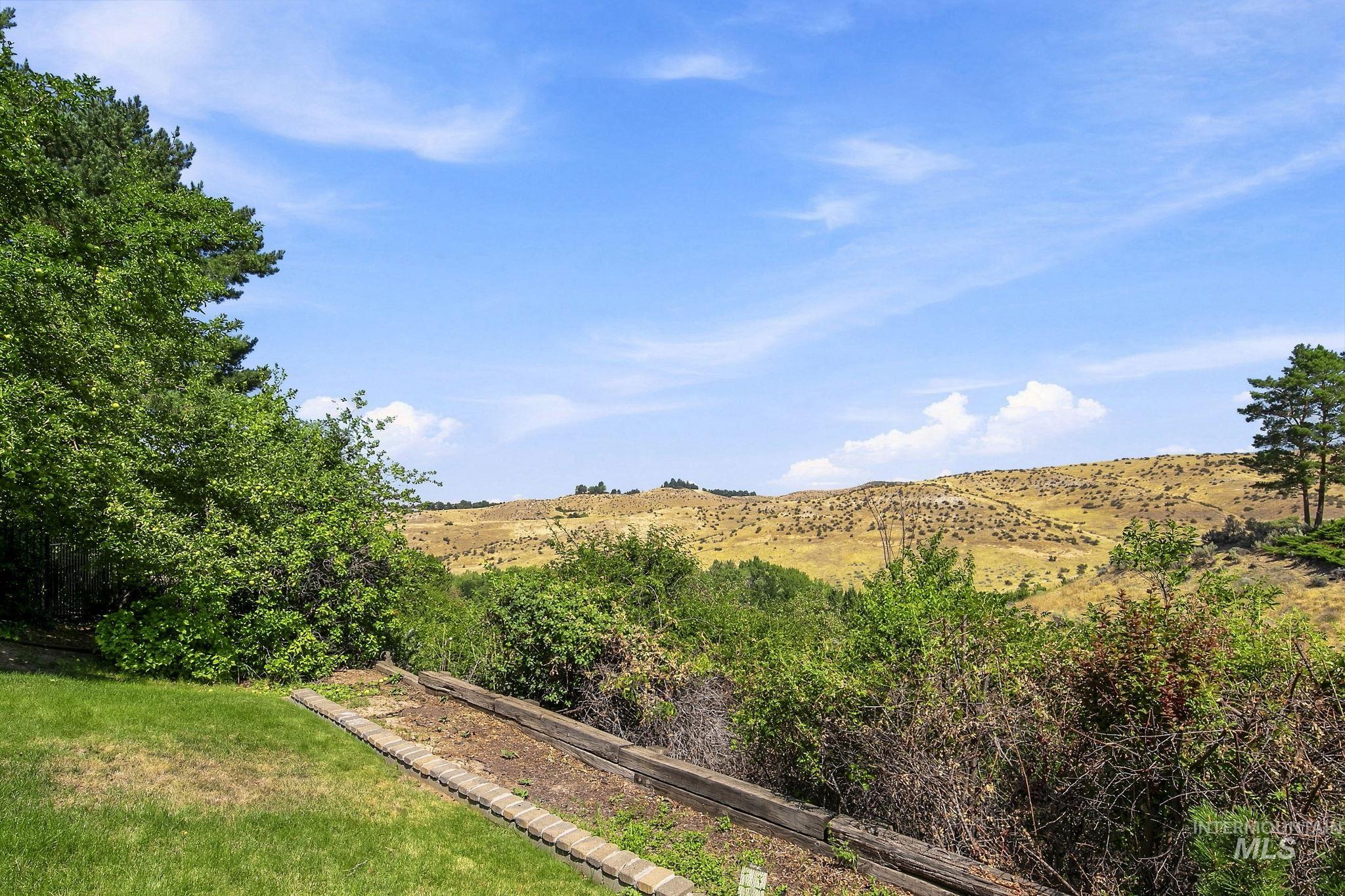 1750 E Shaw Mountain Rd Property Photo 40