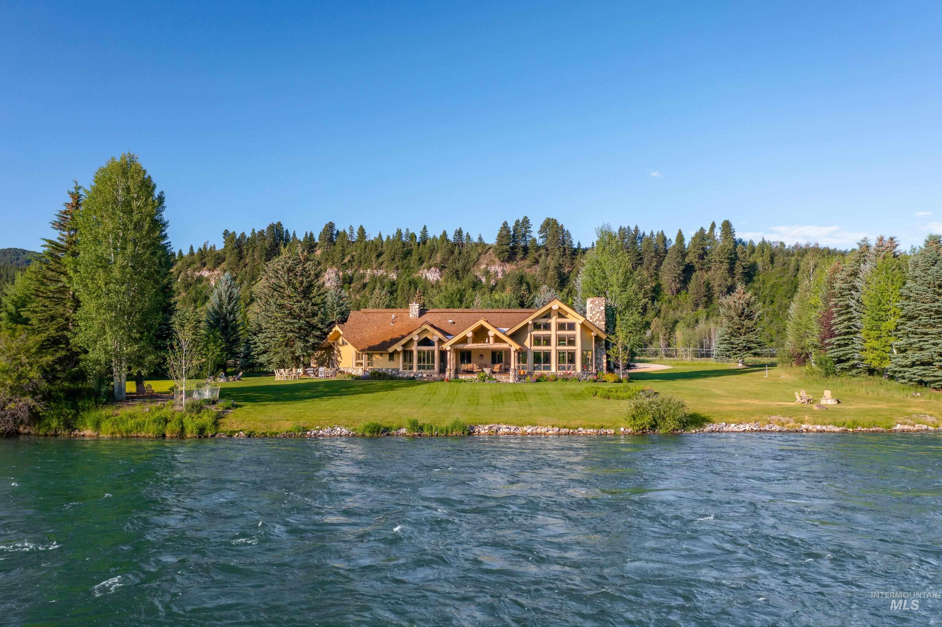 567 & 605 Snake River Rd Property Photo 37