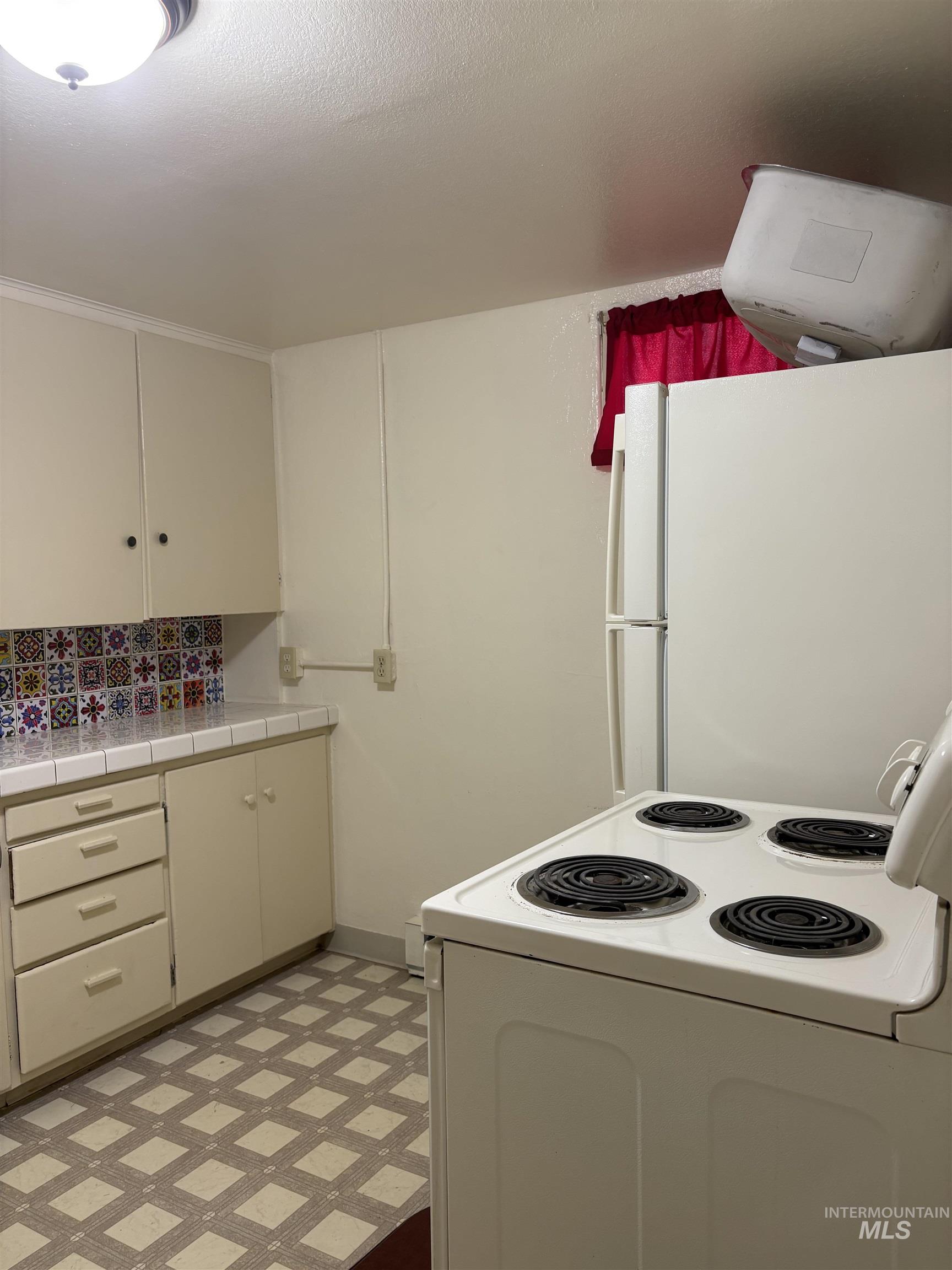2009 E Linden Street Property Photo 27