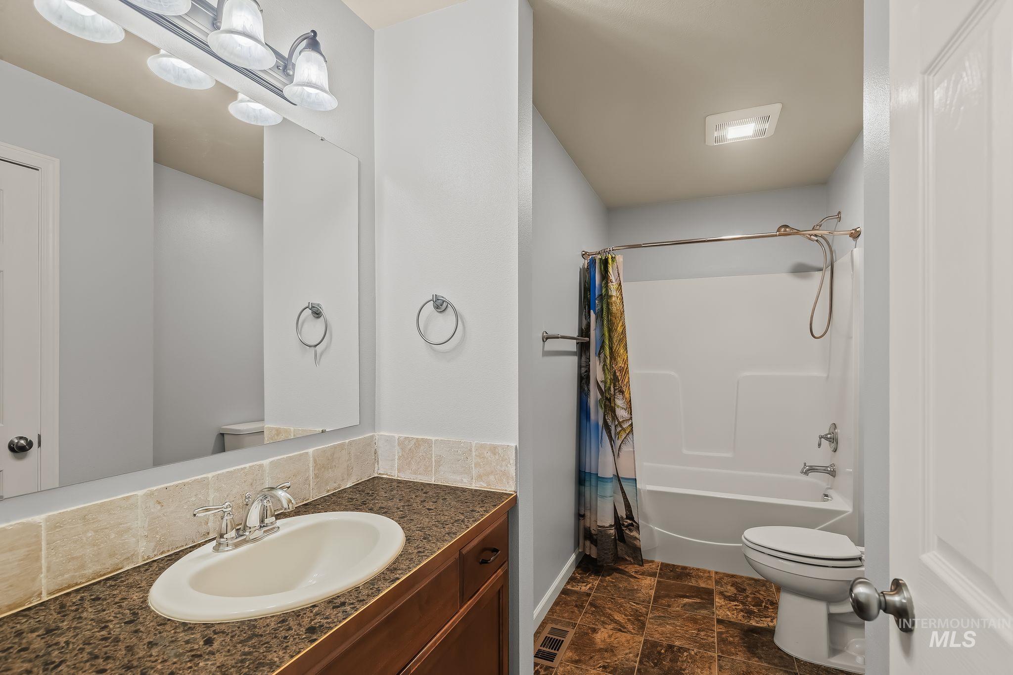 1634 Alder Ave Property Photo 23