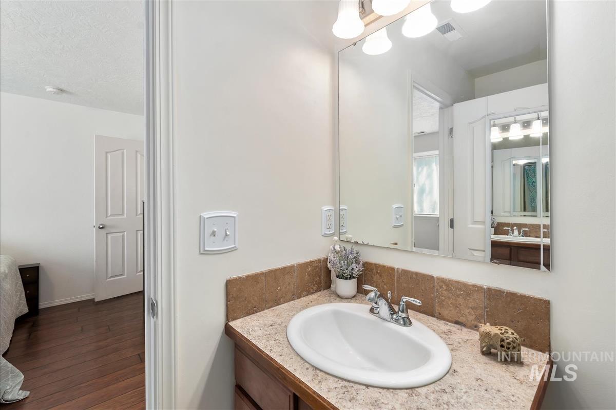 9431 W Idlewood Dr. Property Photo 25